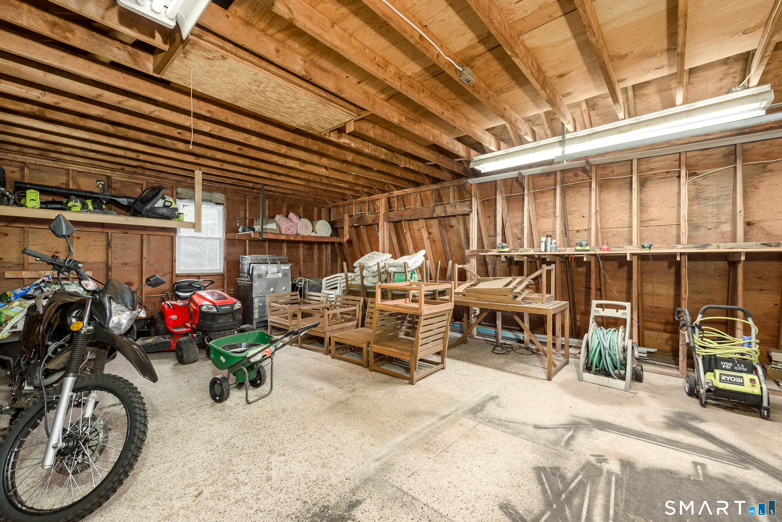 508 Oakwood Drive Property Photo 37