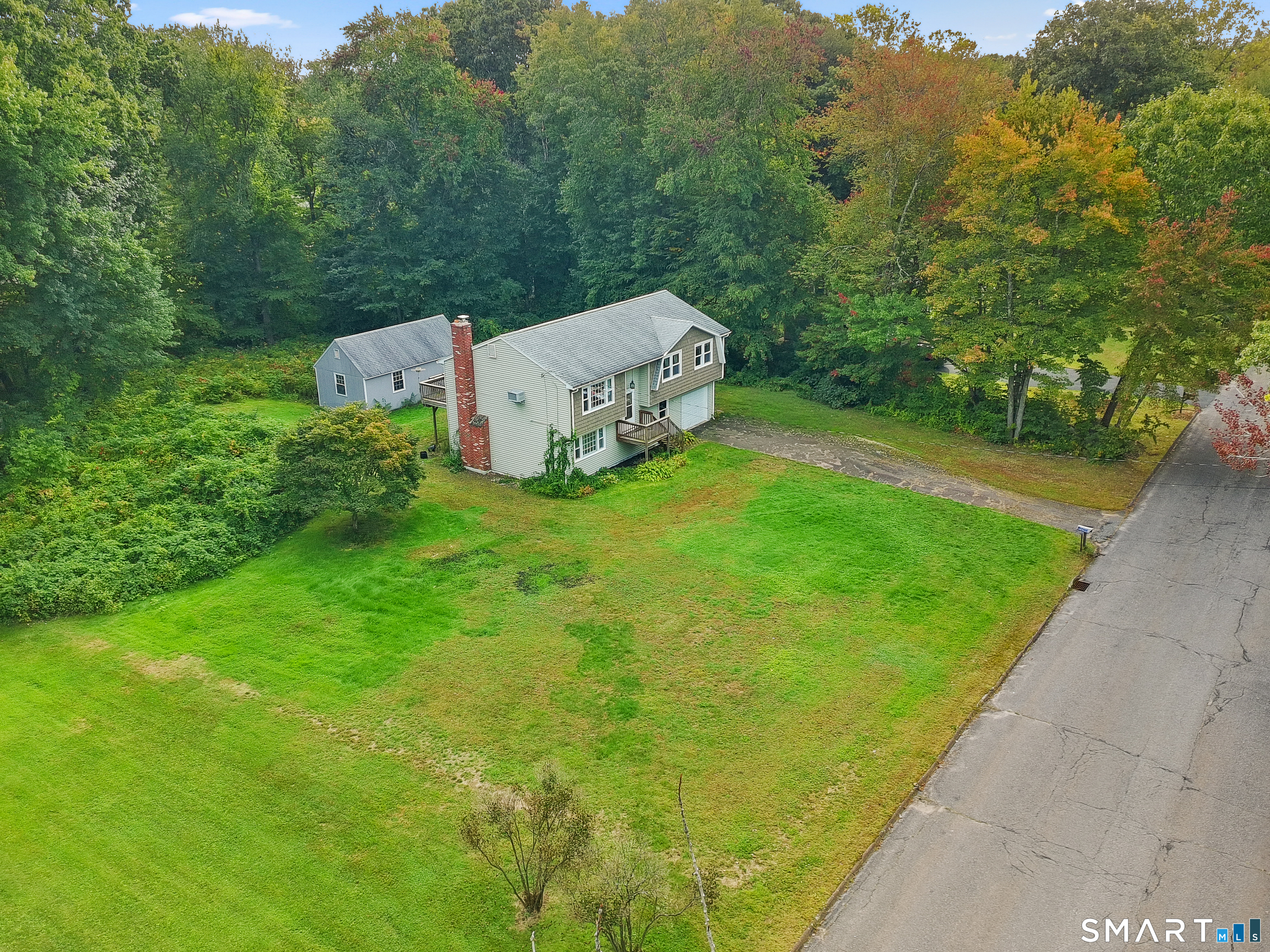 4 Petersson Circle Property Photo 1