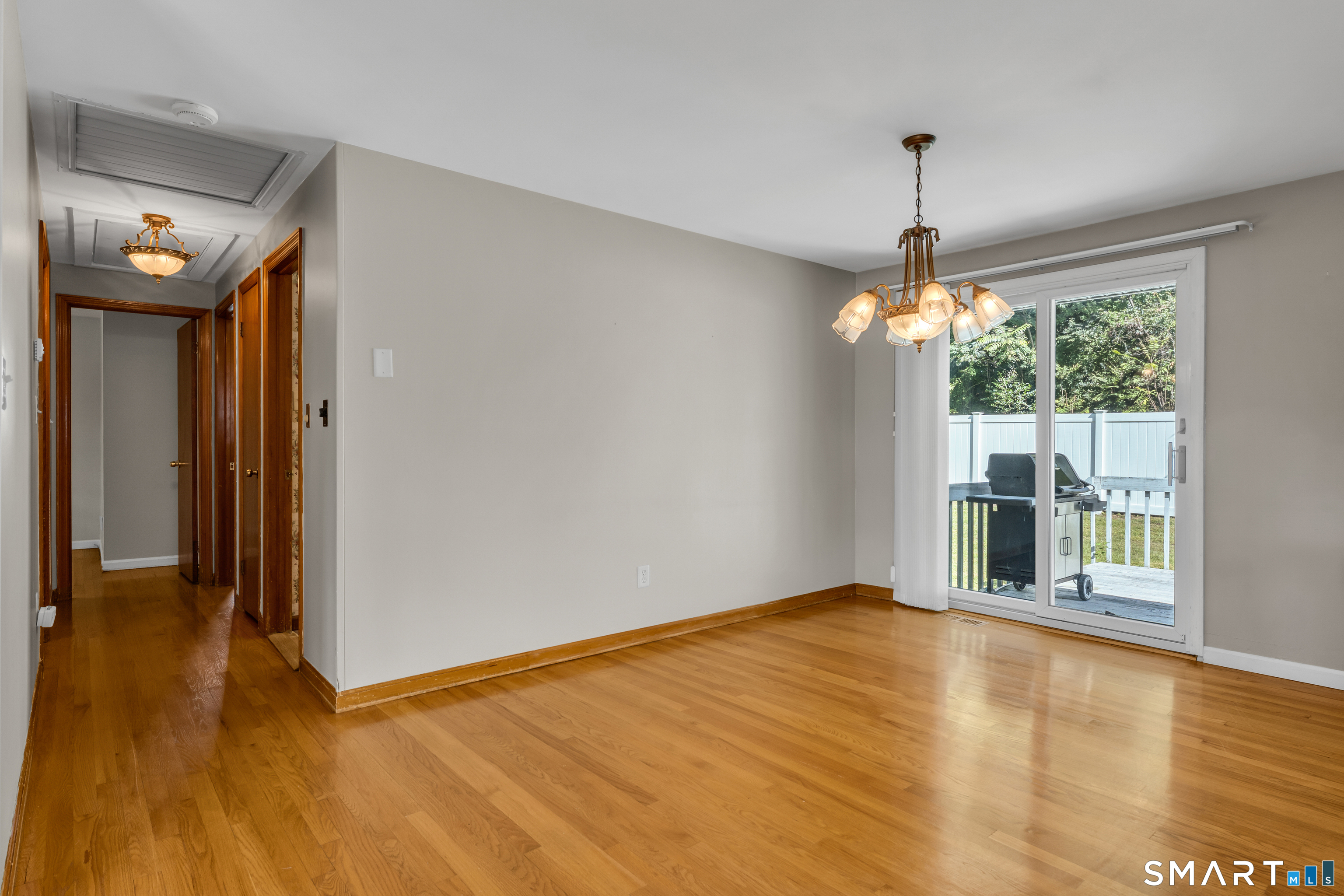 9 Robin Drive Property Photo 22