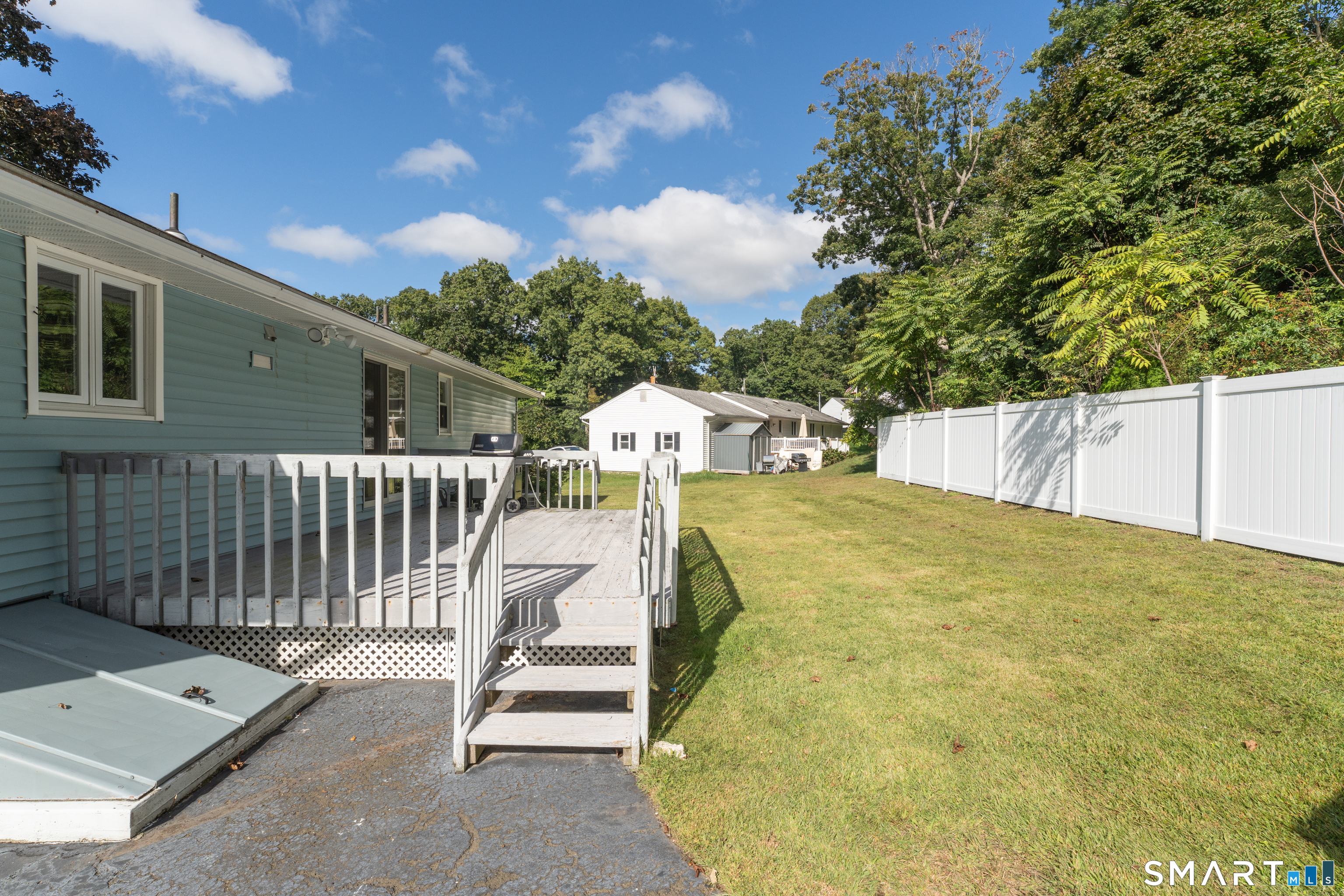 9 Robin Drive Property Photo 33