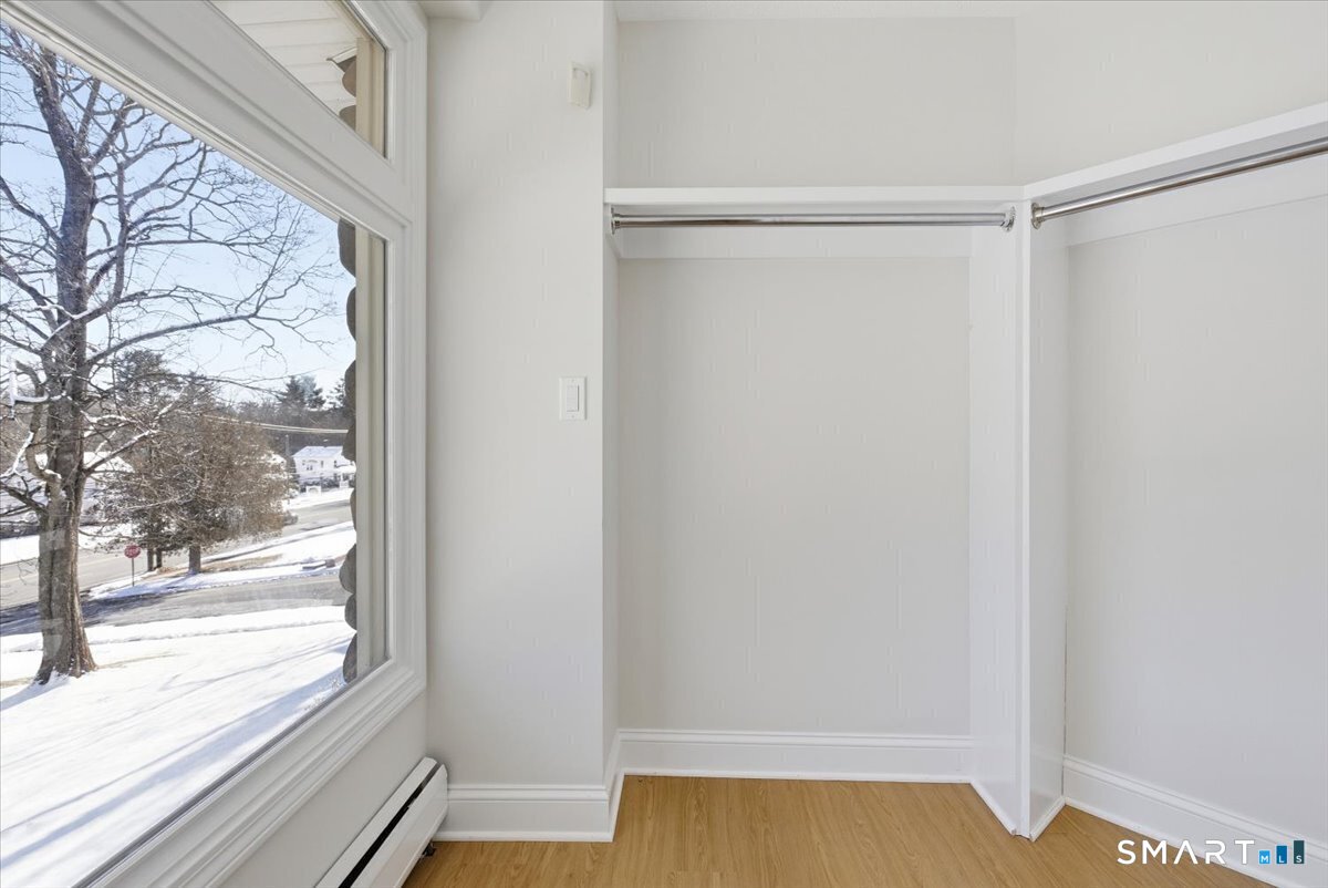 2750 Whitney Avenue Property Photo 27