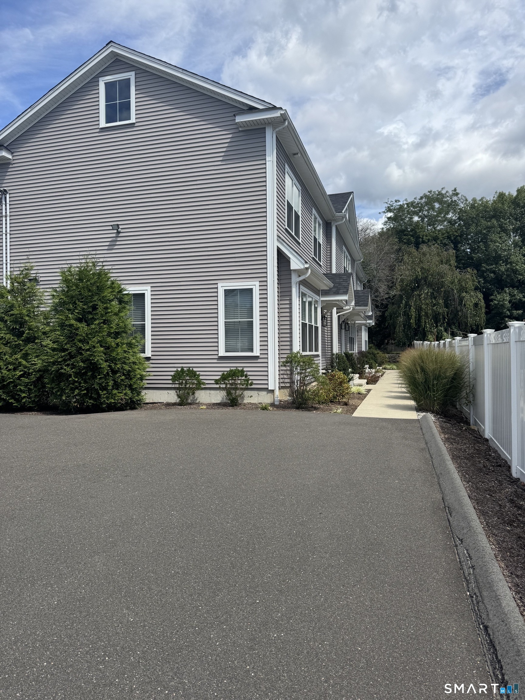 348 Halley Avenue Property Photo 1
