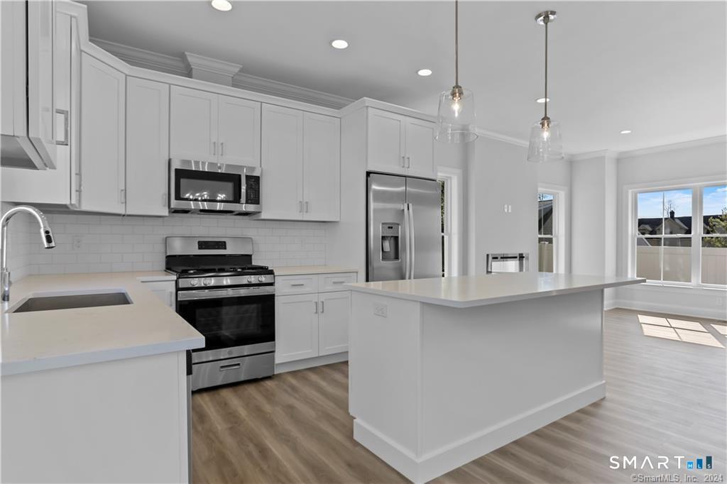 348 Halley Avenue Property Photo 10