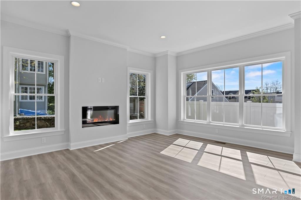 348 Halley Avenue Property Photo 11