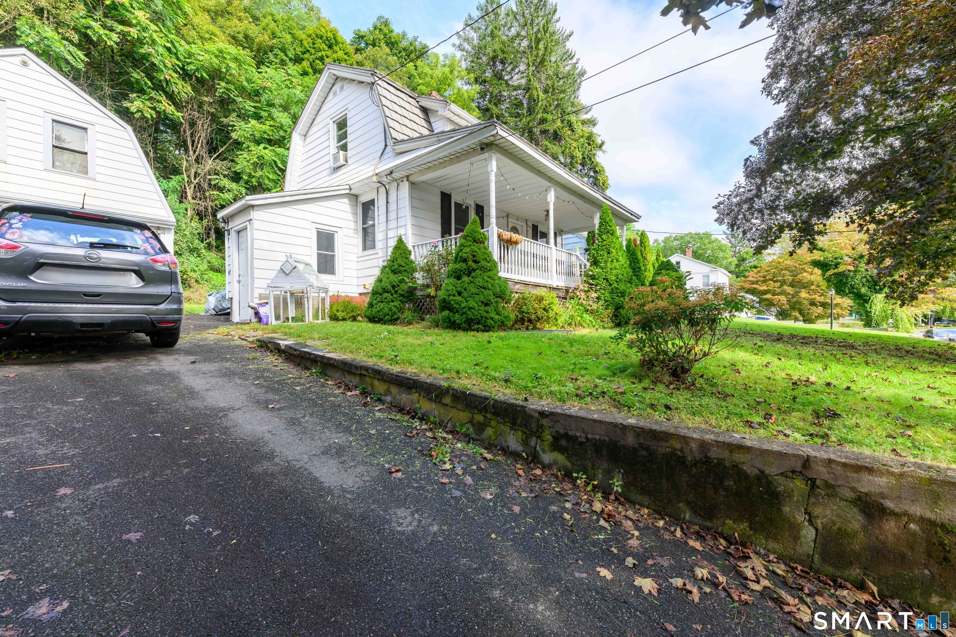 16 Linden Avenue Property Photo 3