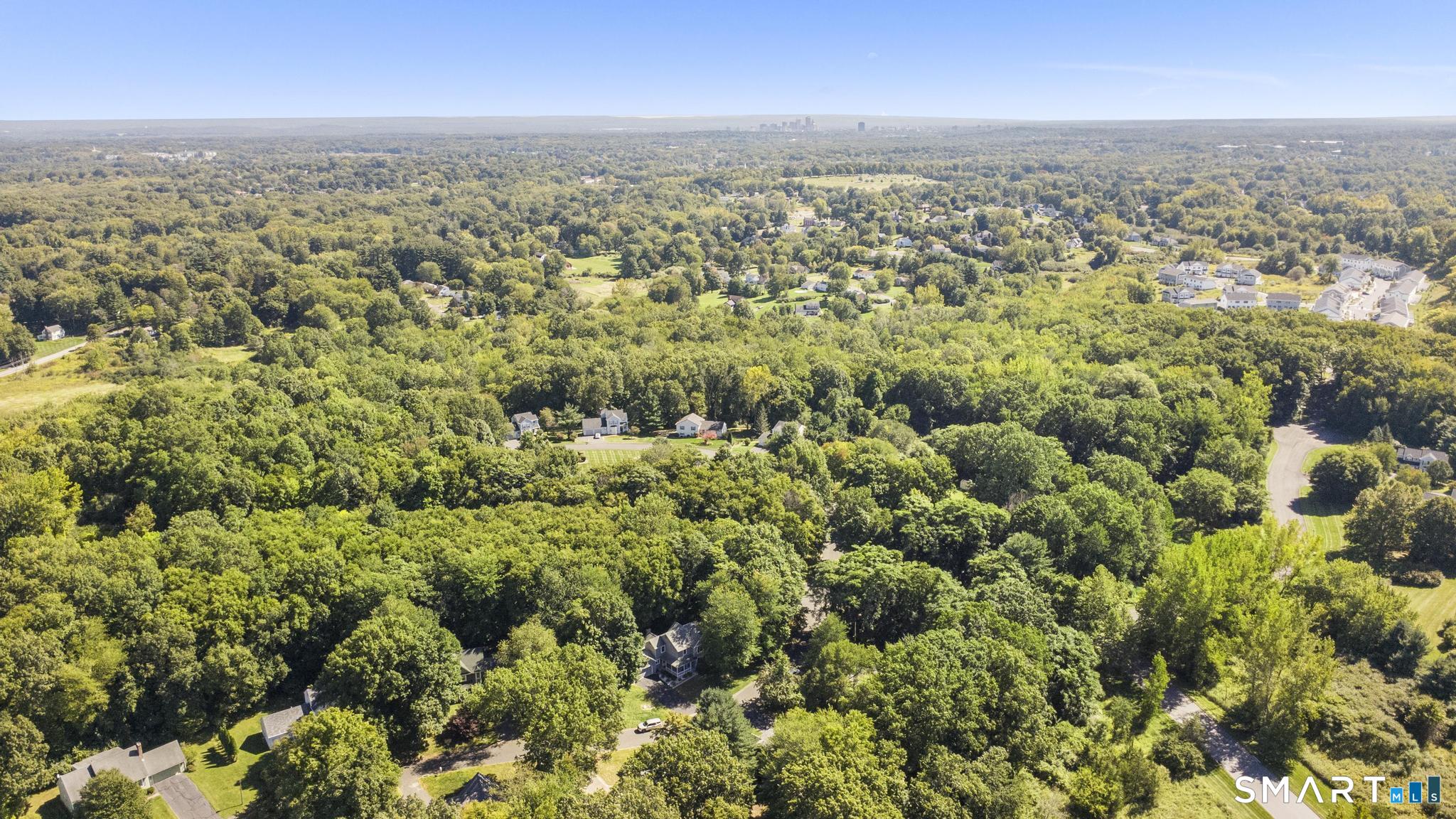 10 Quail Run Property Photo 30