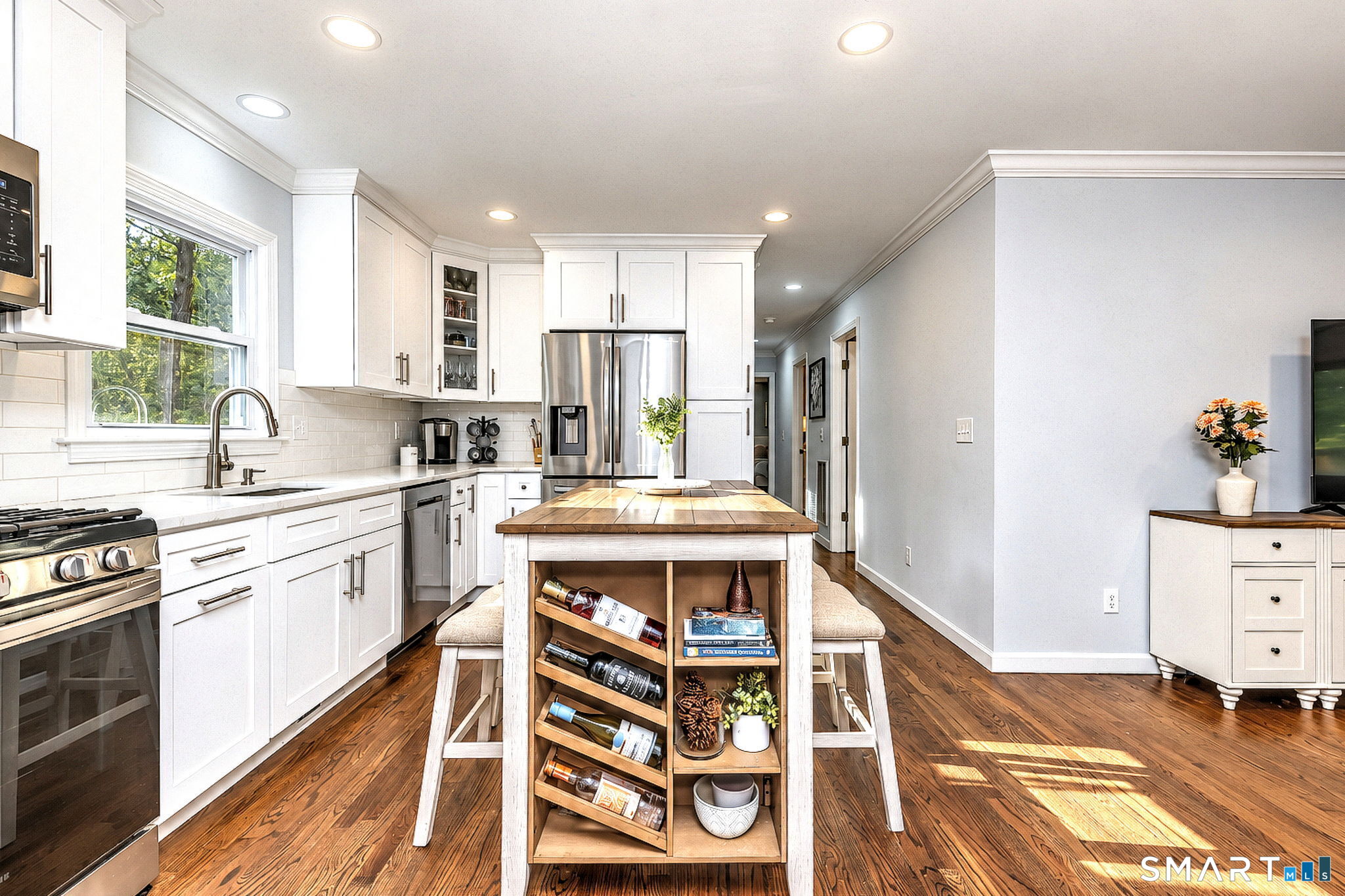 85 Walnut Street Property Photo 11