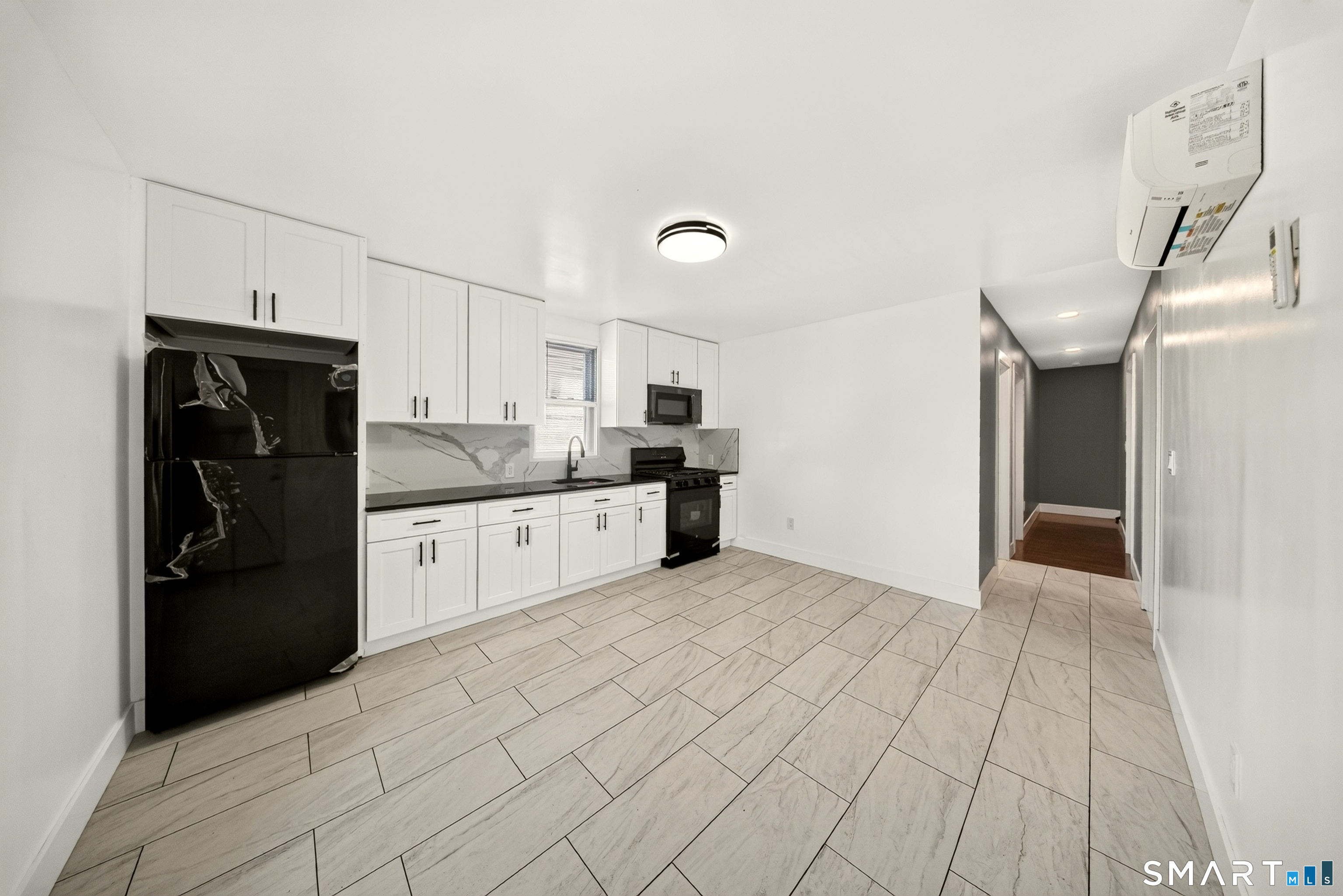 359 Park 1 Avenue Property Photo 2
