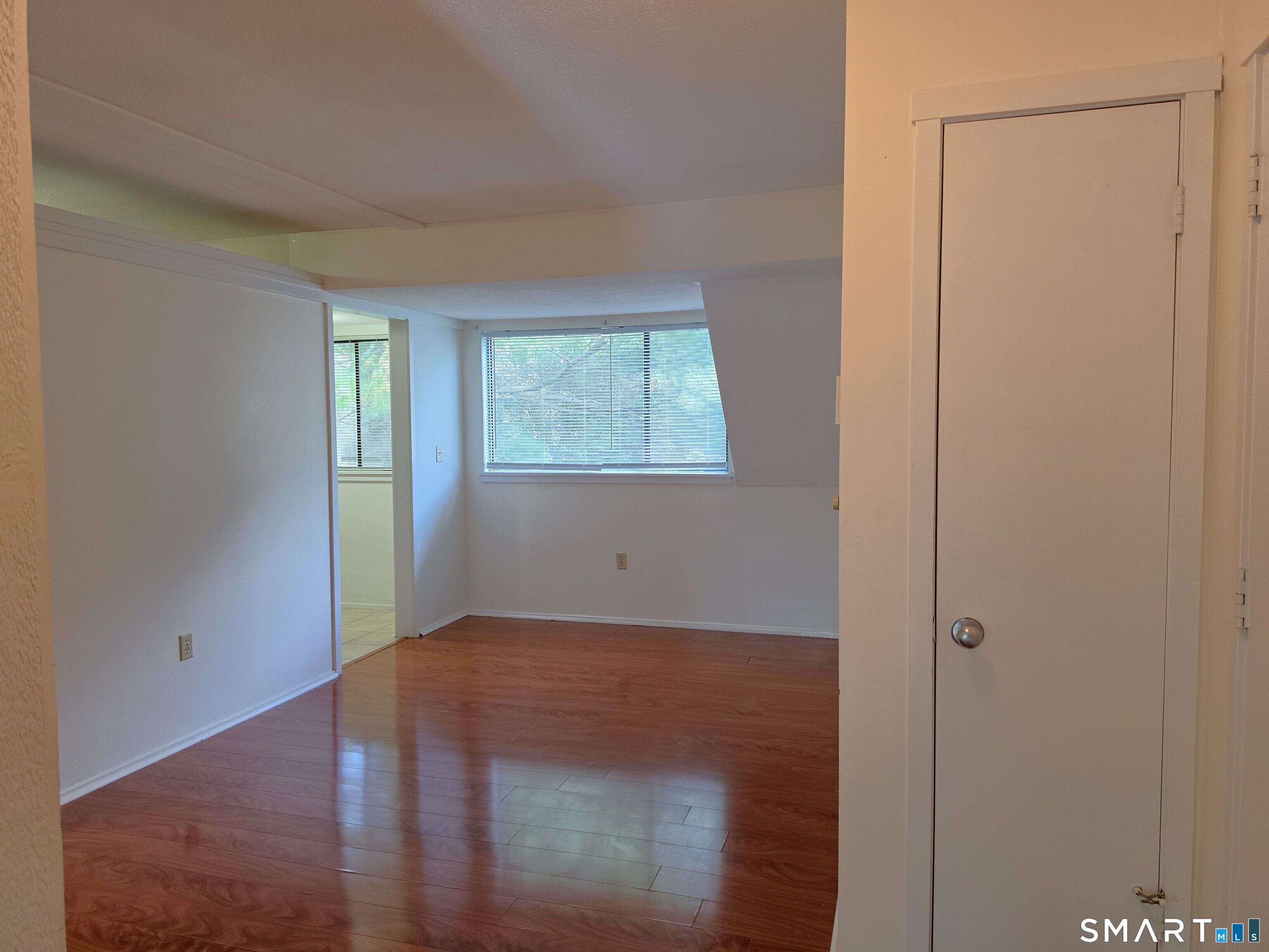 52 Great Meadow 19d Lane Property Photo 2