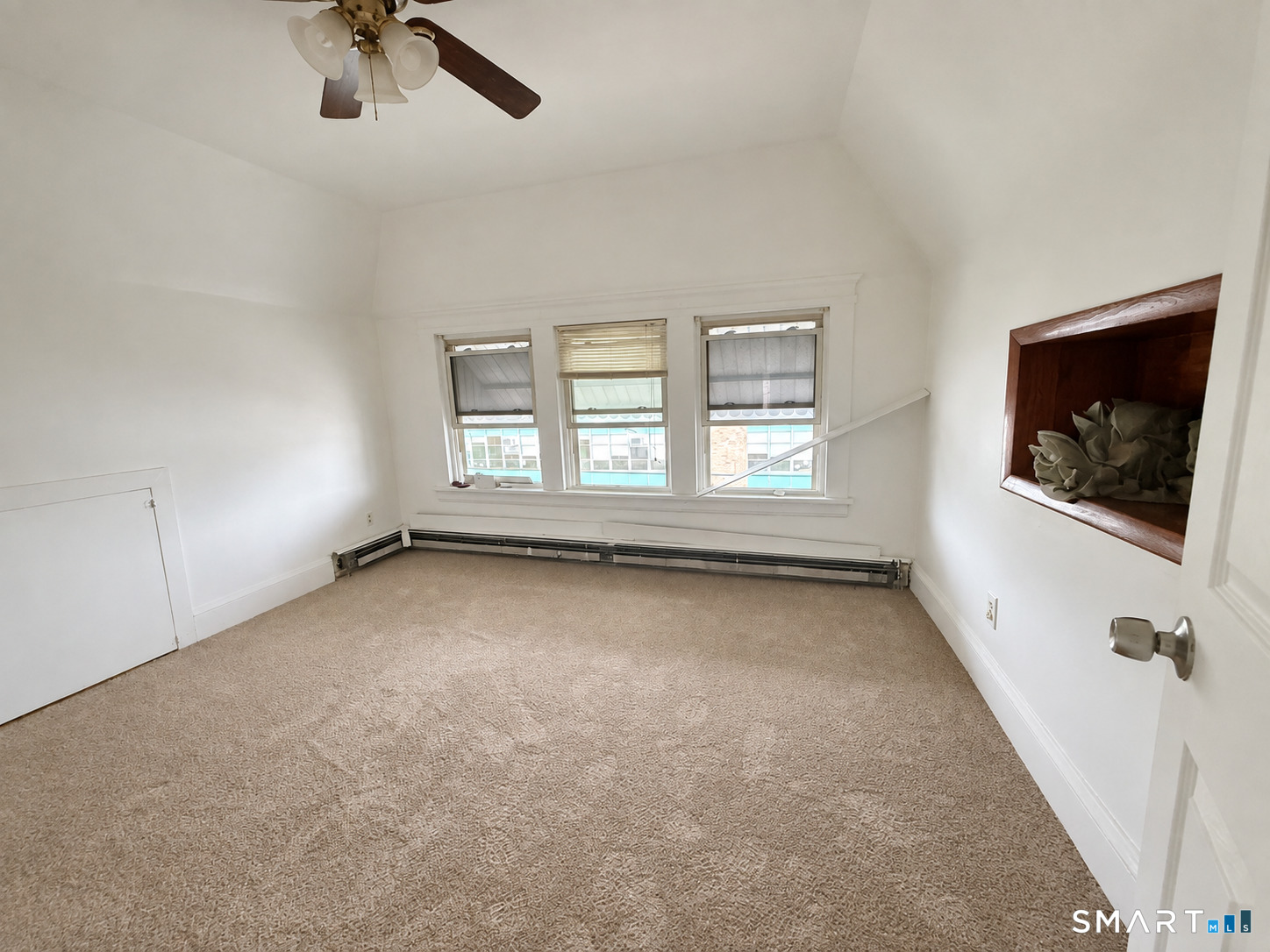 58 Mary Avenue Property Photo 3