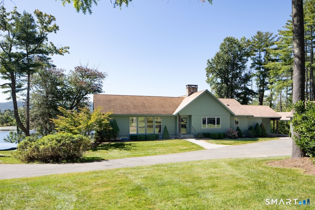 99 Washinee Heights Road Property Photo 1