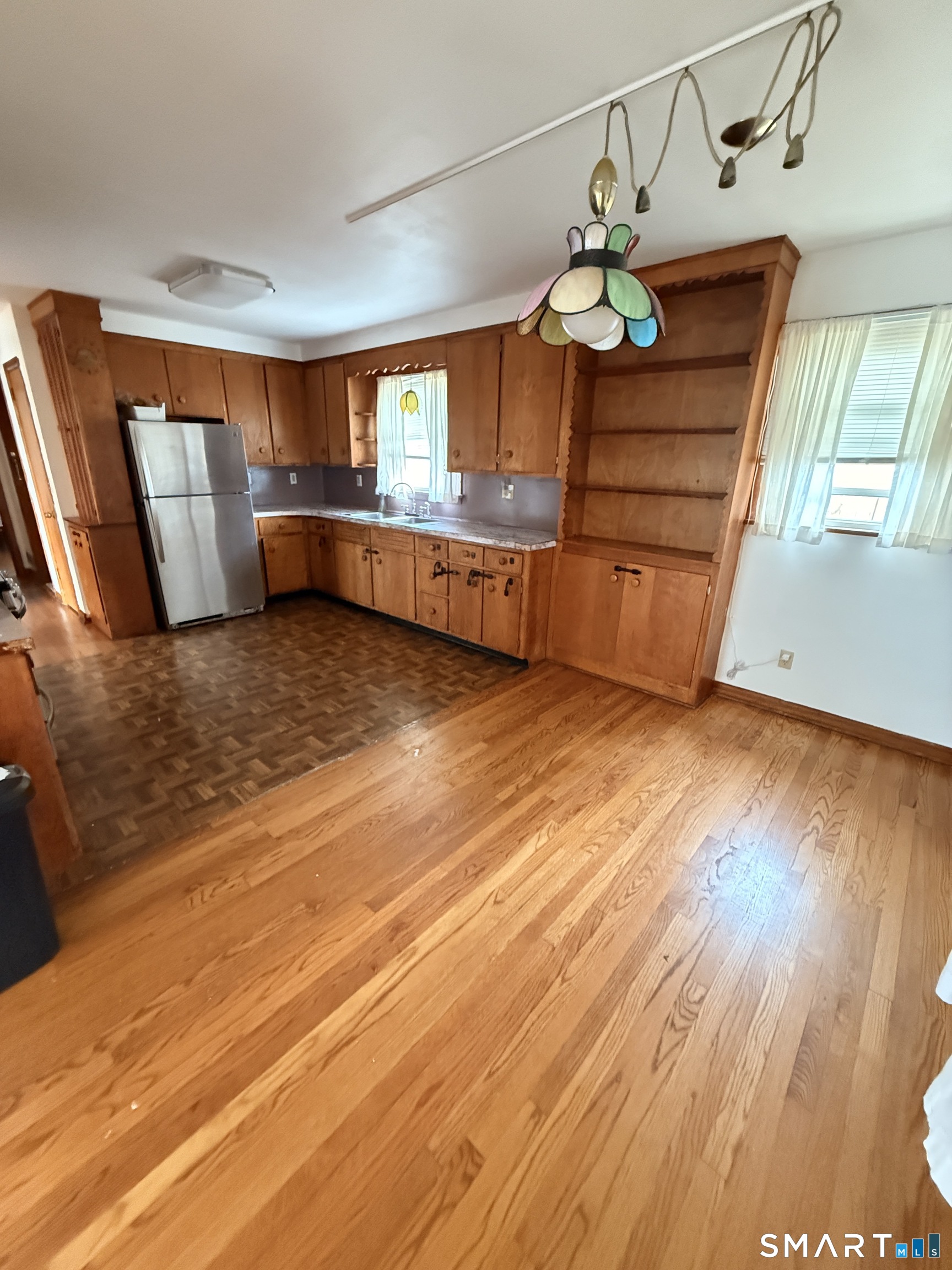 21 7th Street Property Photo 6