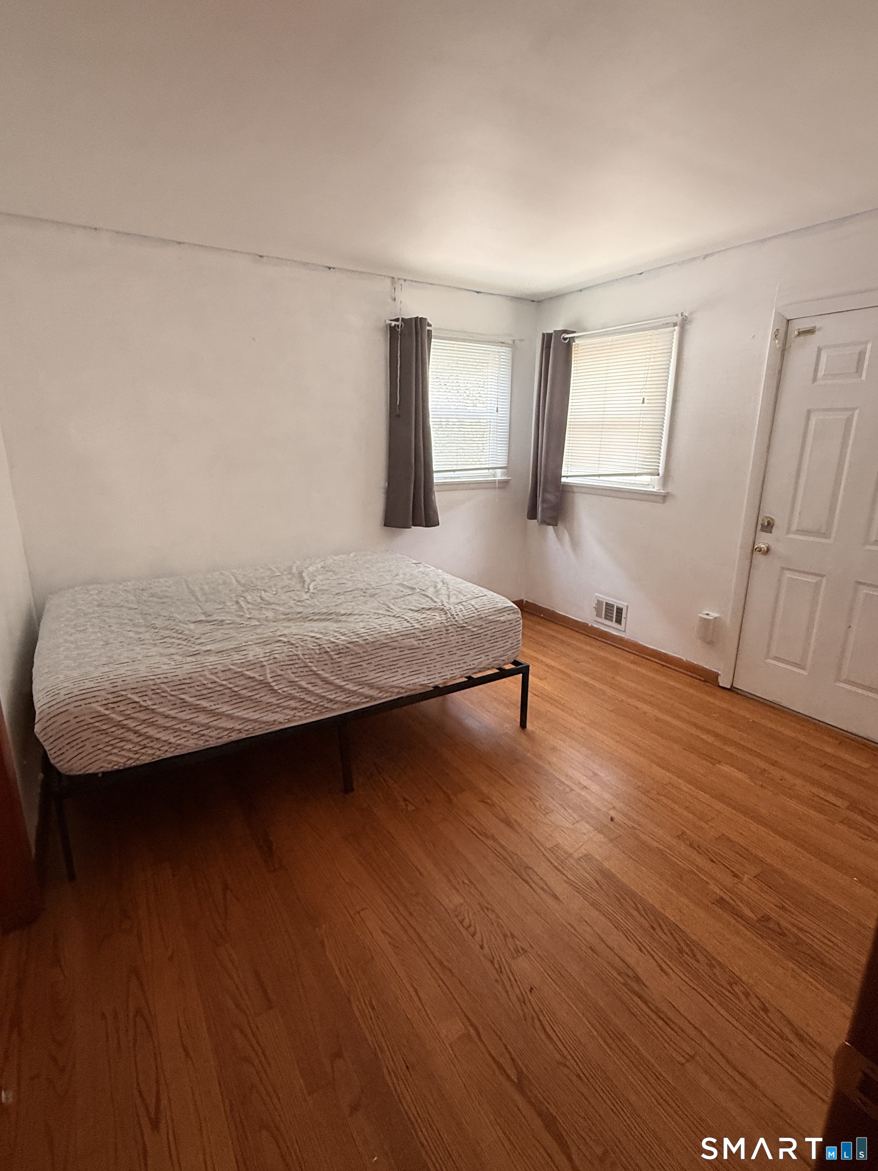 21 7th Street Property Photo 14
