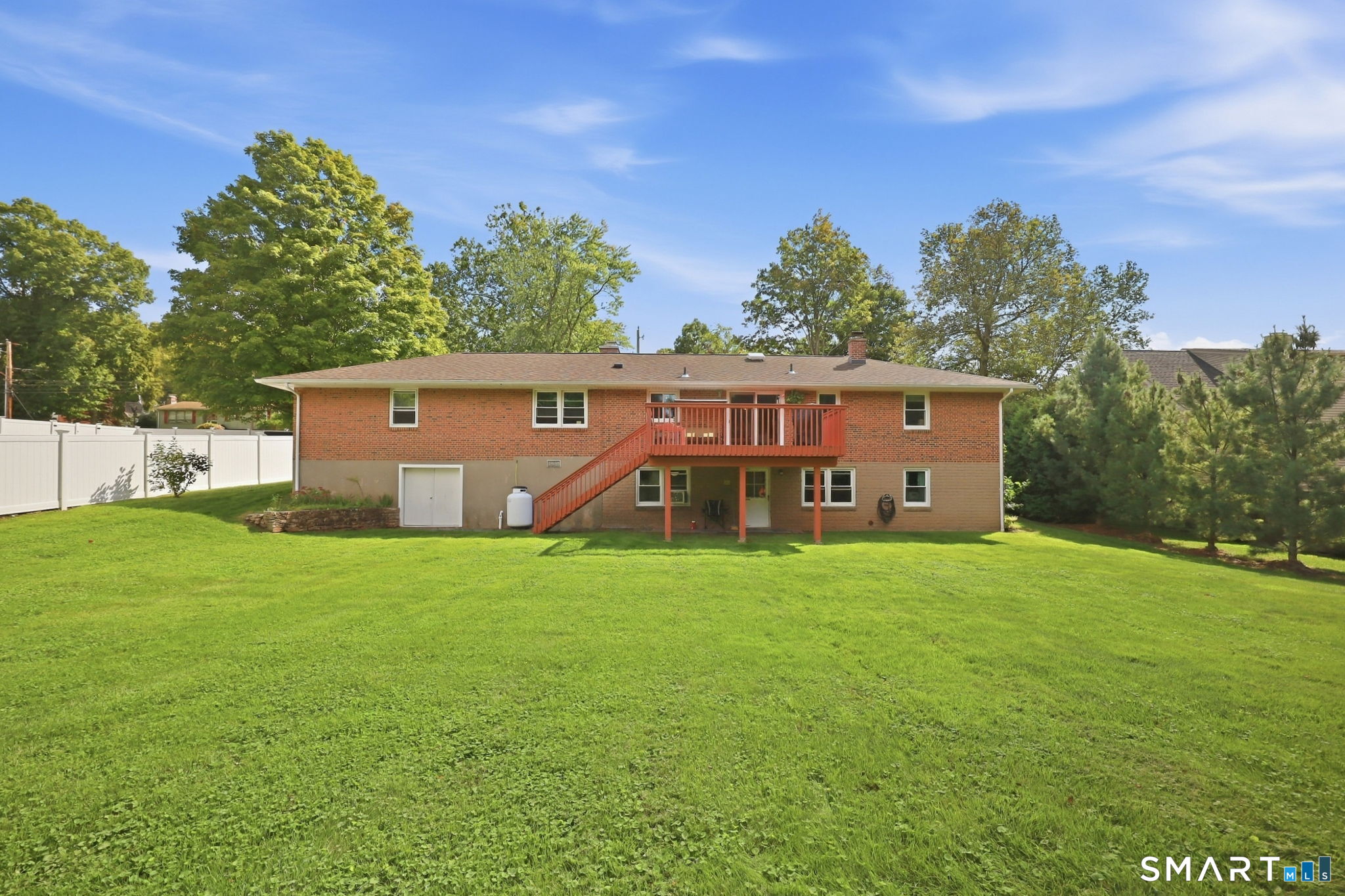 517 Swain Avenue Property Photo 7