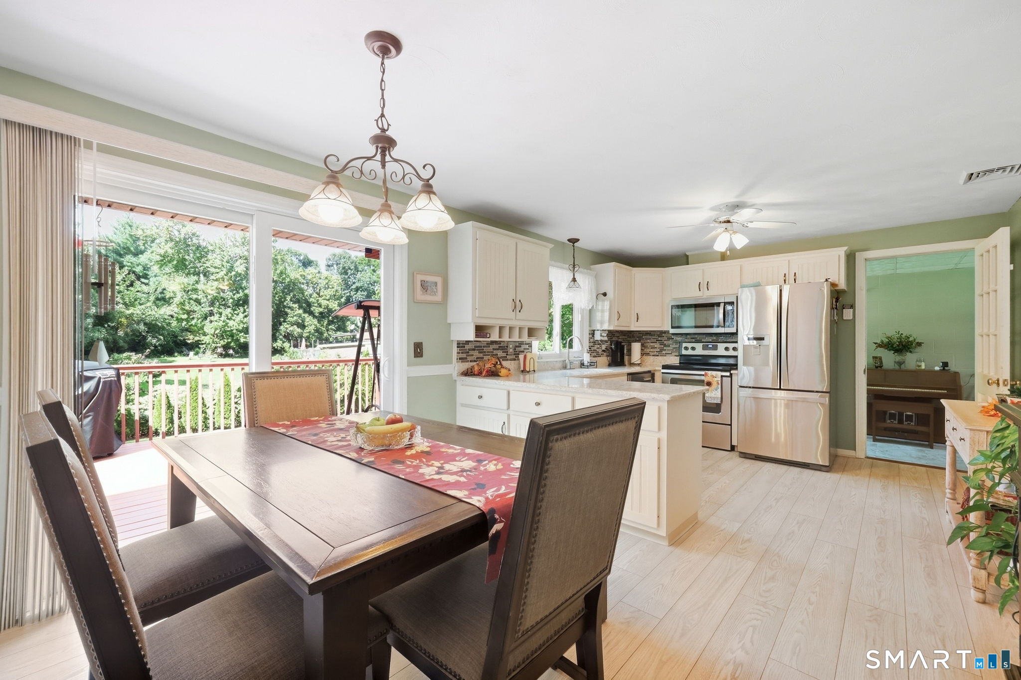 517 Swain Avenue Property Photo 33