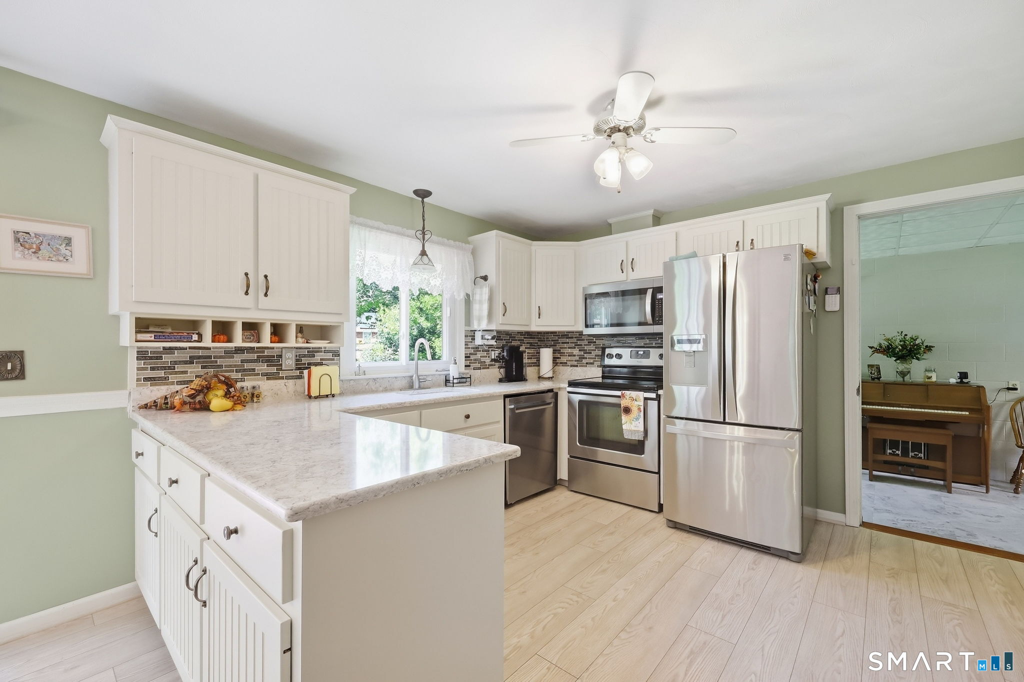 517 Swain Avenue Property Photo 35