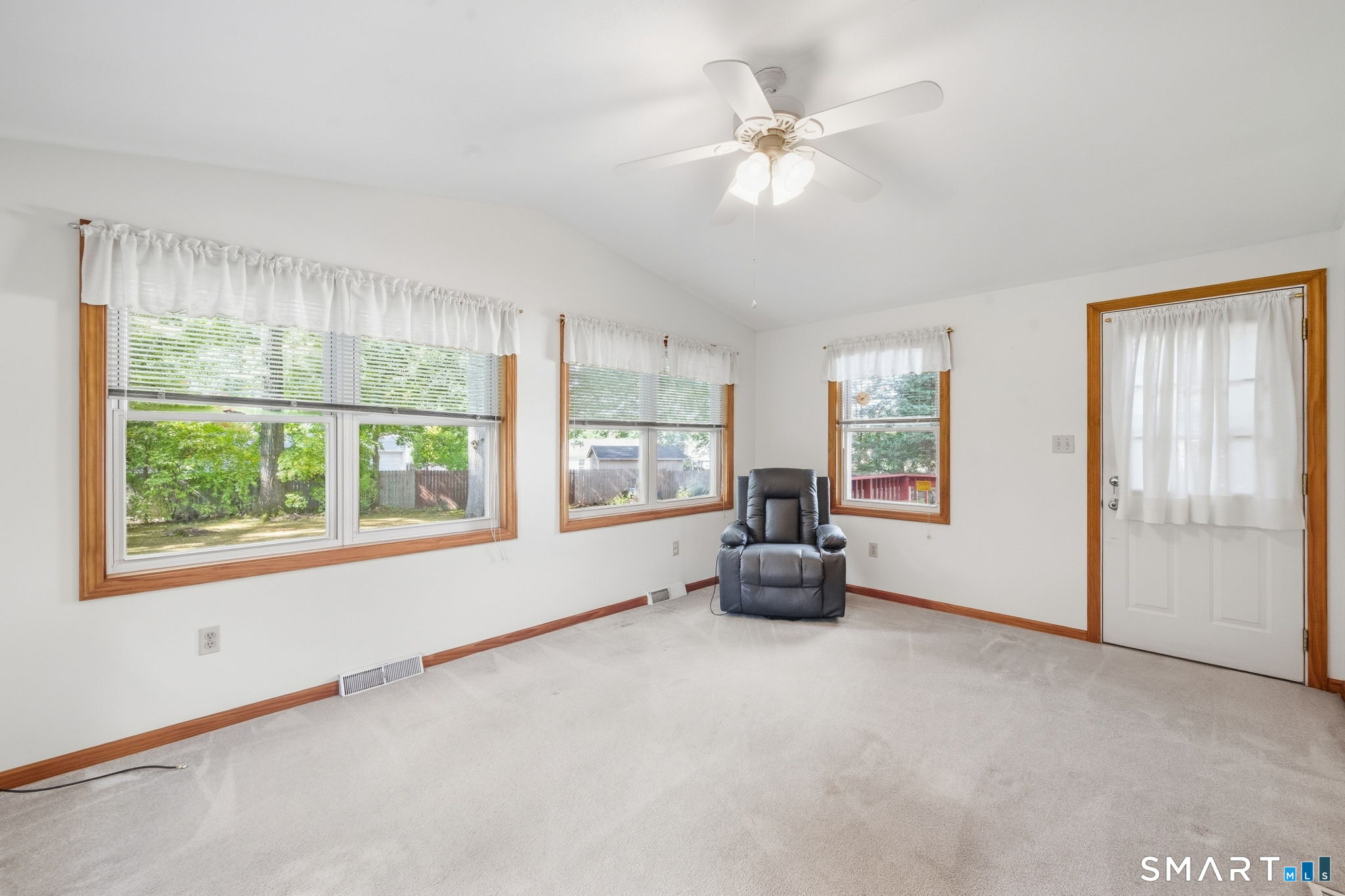 104 Forest Drive Property Photo 9