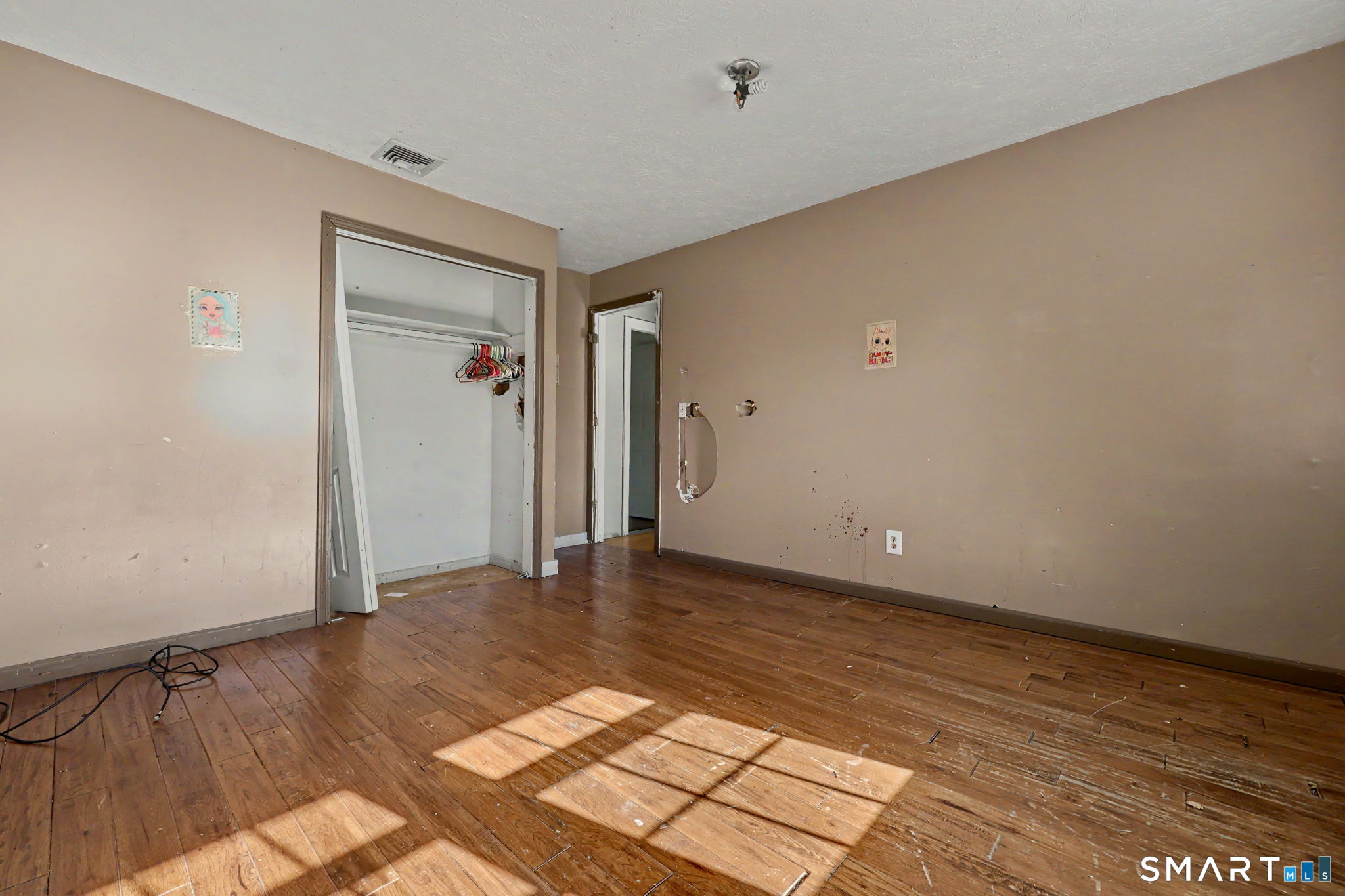 2 Davis Road Property Photo 21