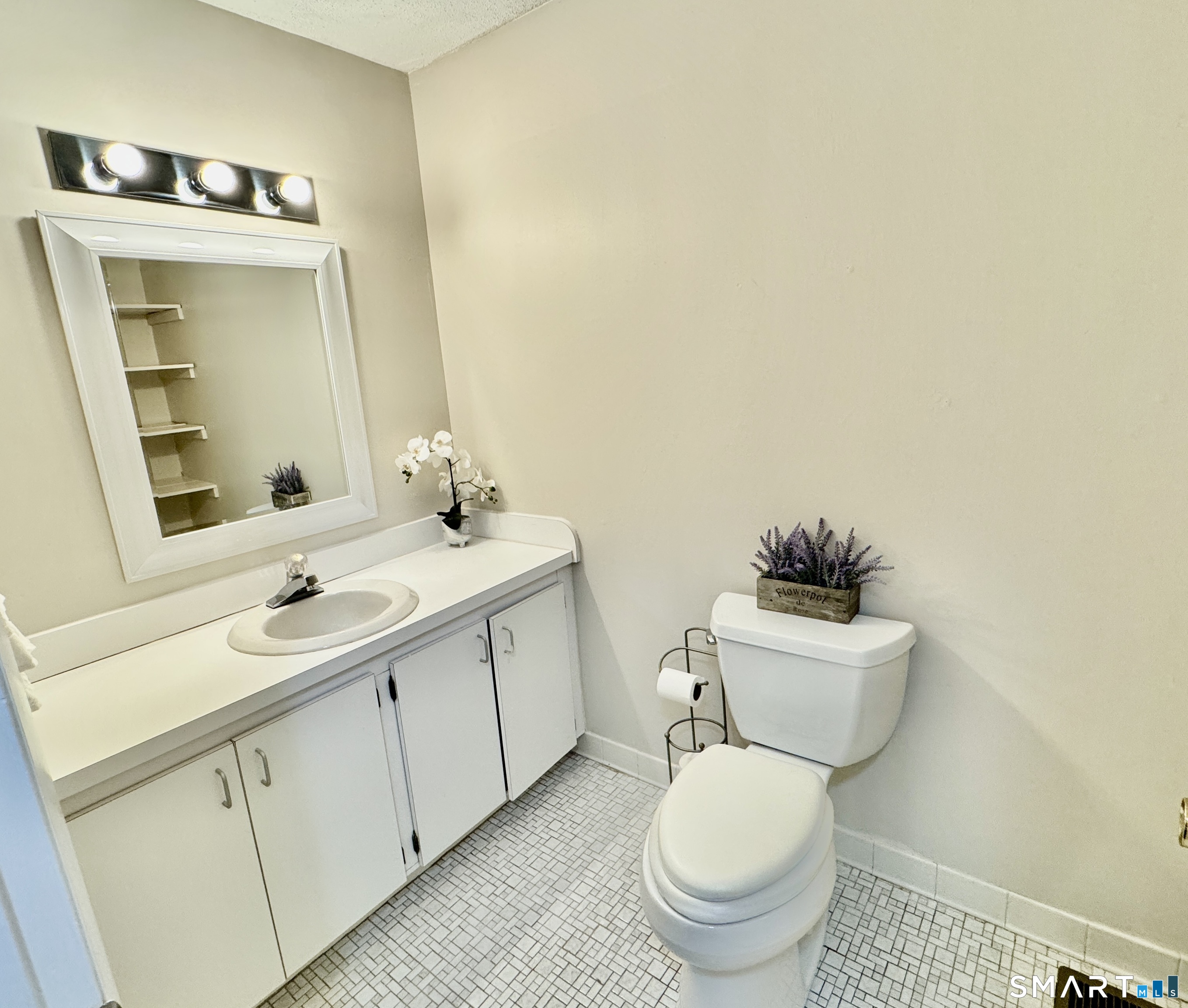 19 Wiggins Farm A Drive Property Photo 8
