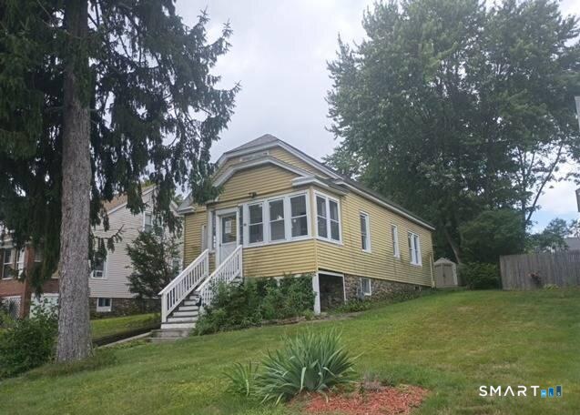 75 Wacona Avenue Property Photo 1