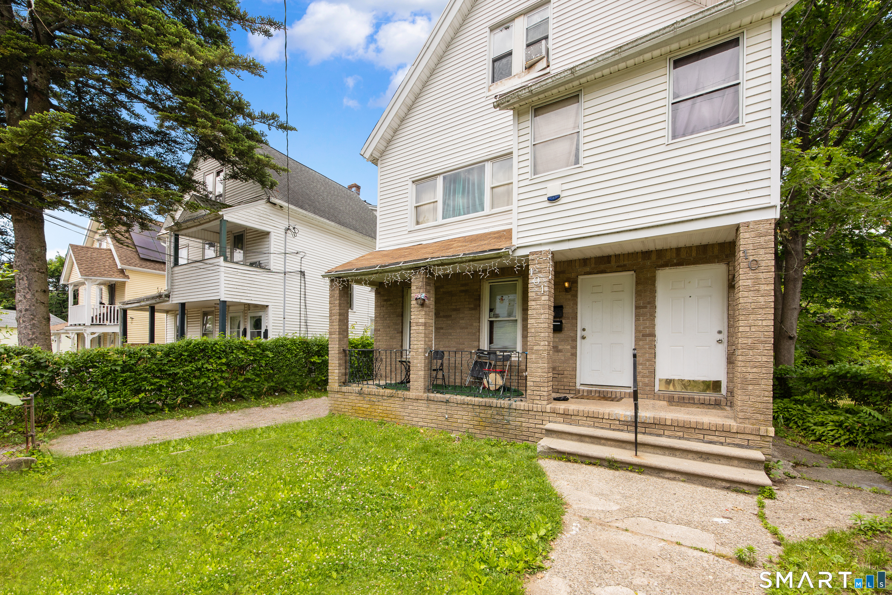 101 Dikeman Street Property Photo 2