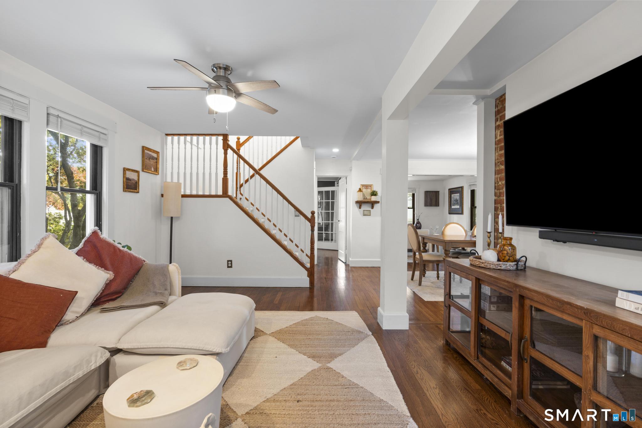 56 Knickerbocker Avenue Property Photo 9