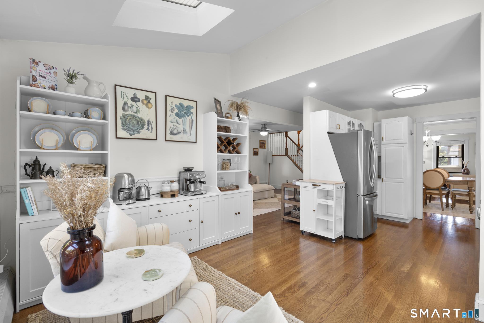 56 Knickerbocker Avenue Property Photo 11