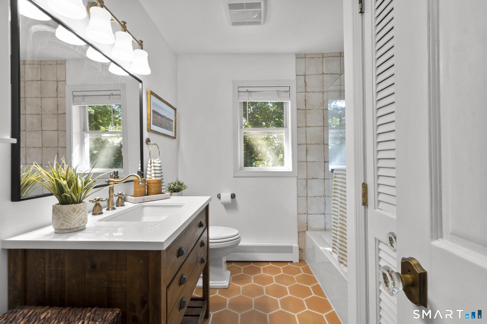 56 Knickerbocker Avenue Property Photo 22