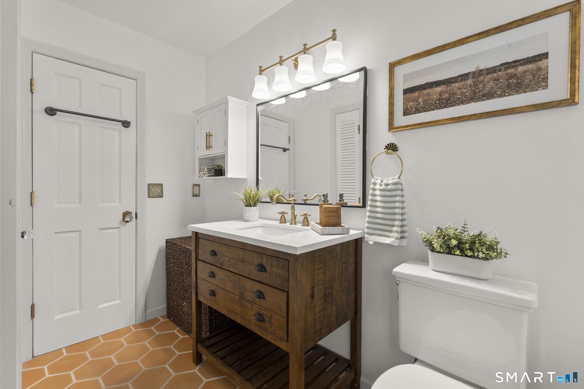 56 Knickerbocker Avenue Property Photo 23
