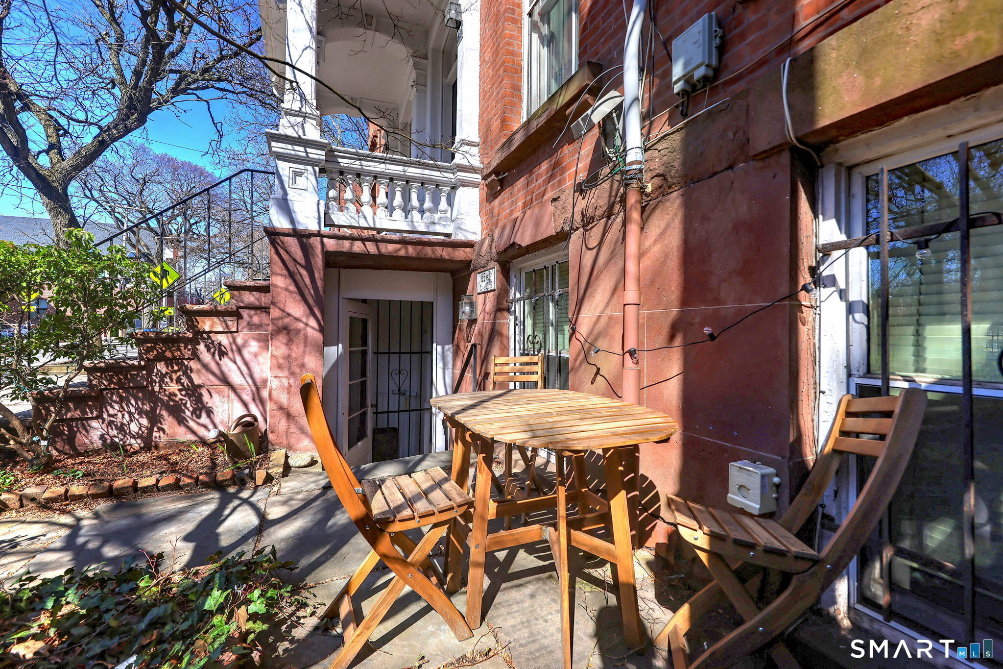 85 Olive 85 Street Property Photo 4