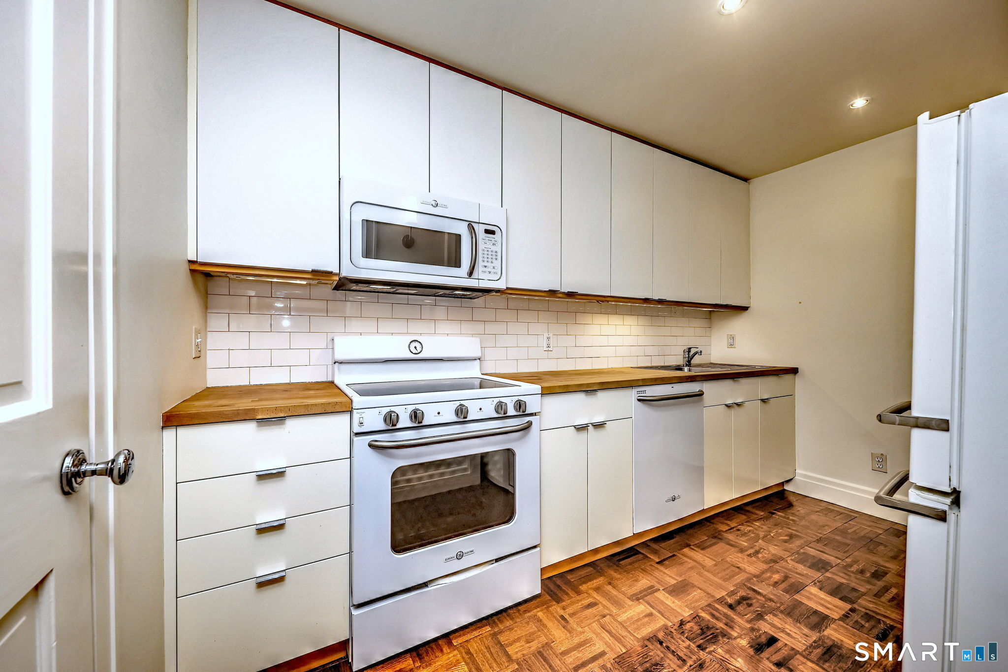 85 Olive 85 Street Property Photo 15