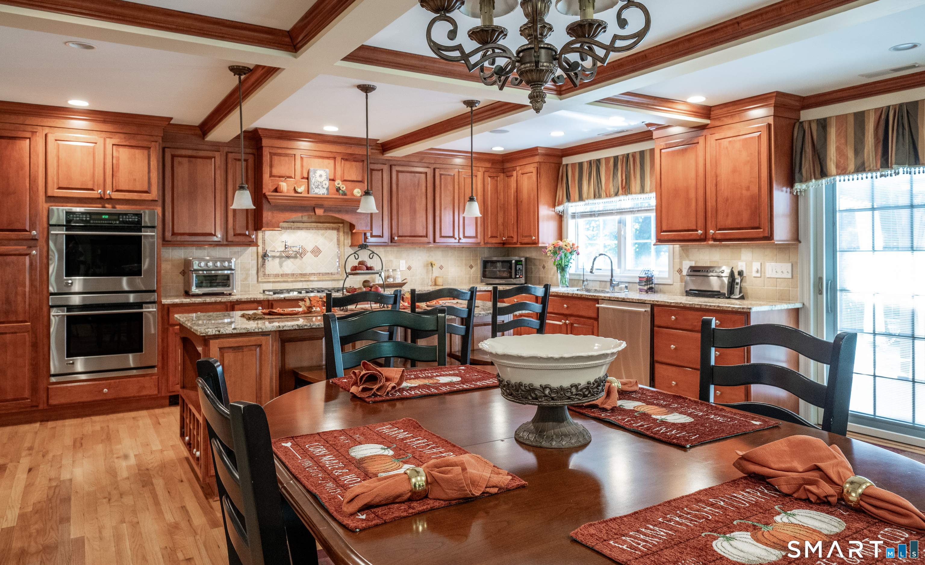 427 Long Mountain Road Property Photo 12