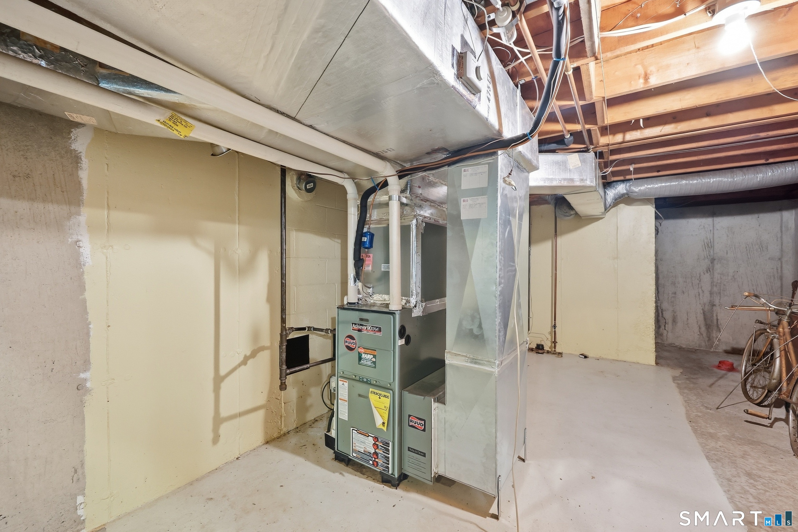 157 Brighton Circle Property Photo 24