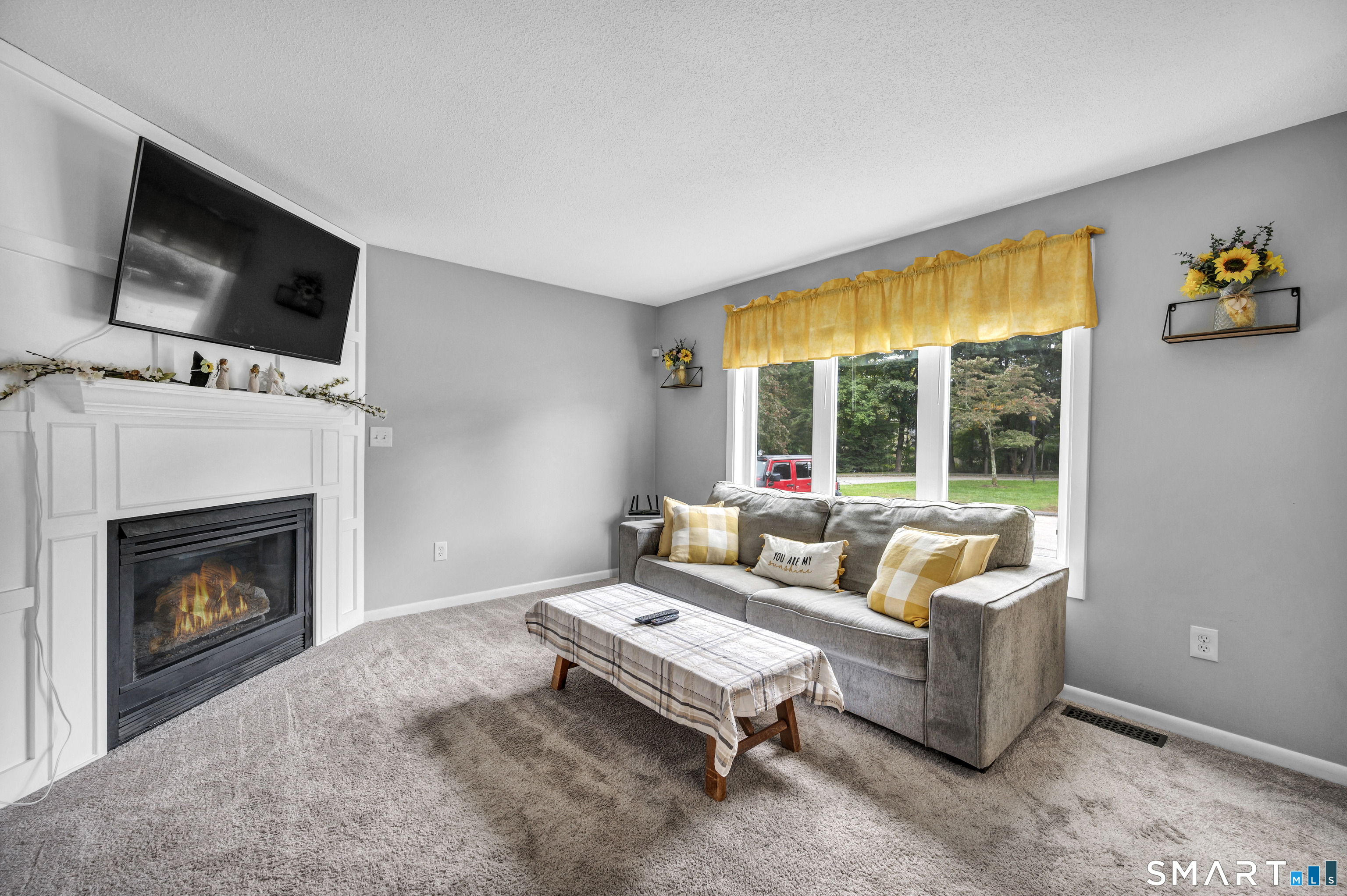 75 Eastbrook B Heights Property Photo 3