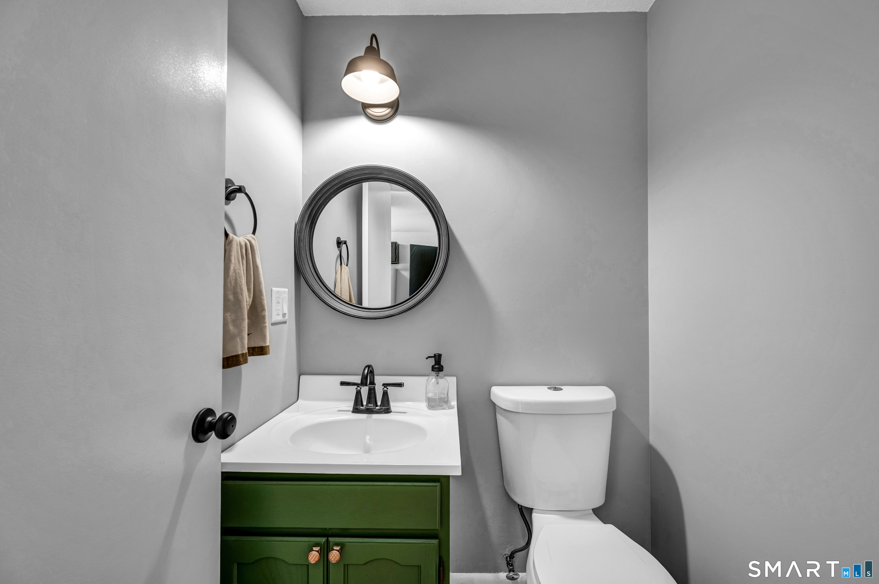 75 Eastbrook B Heights Property Photo 12