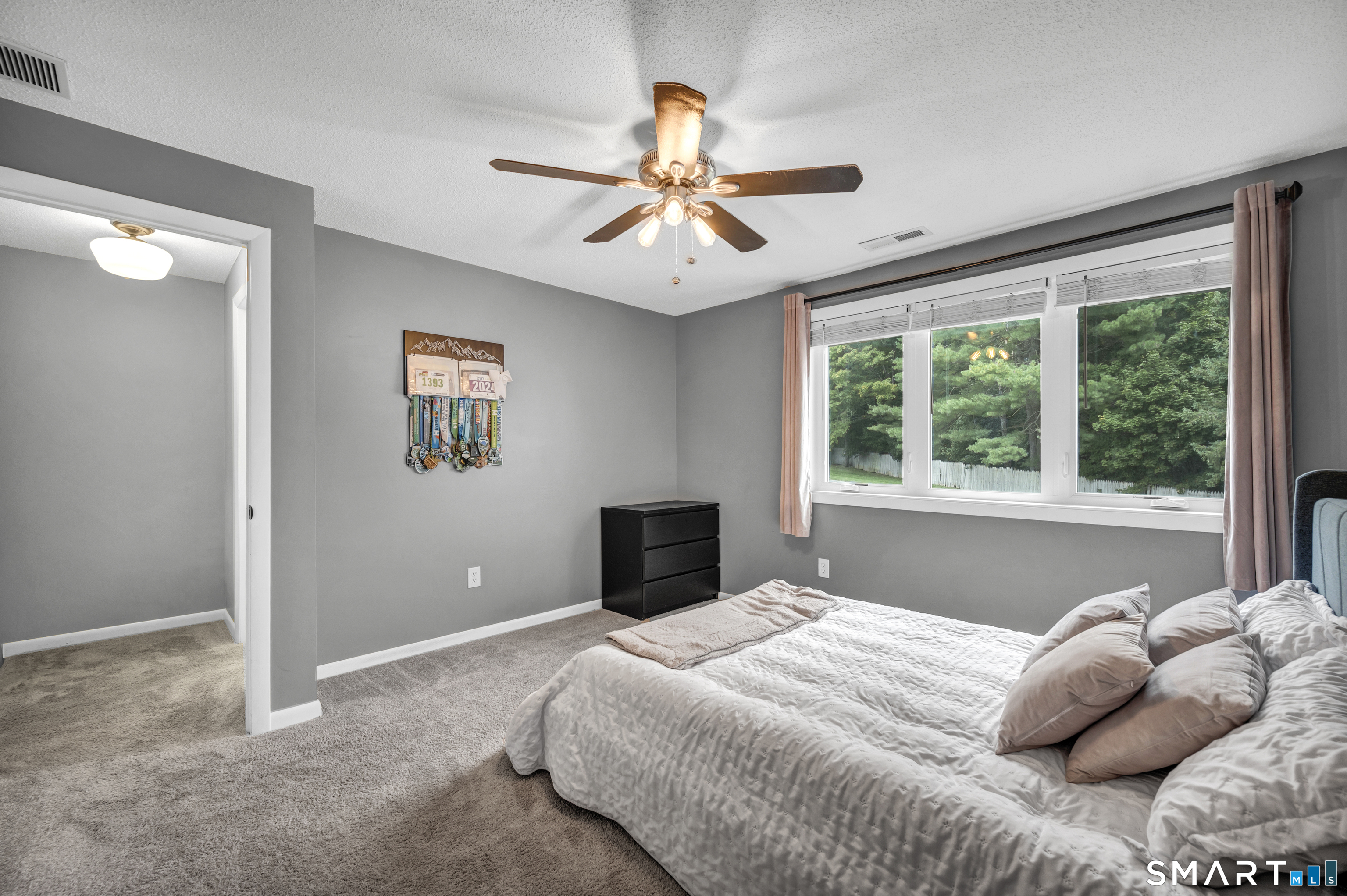 75 Eastbrook B Heights Property Photo 17