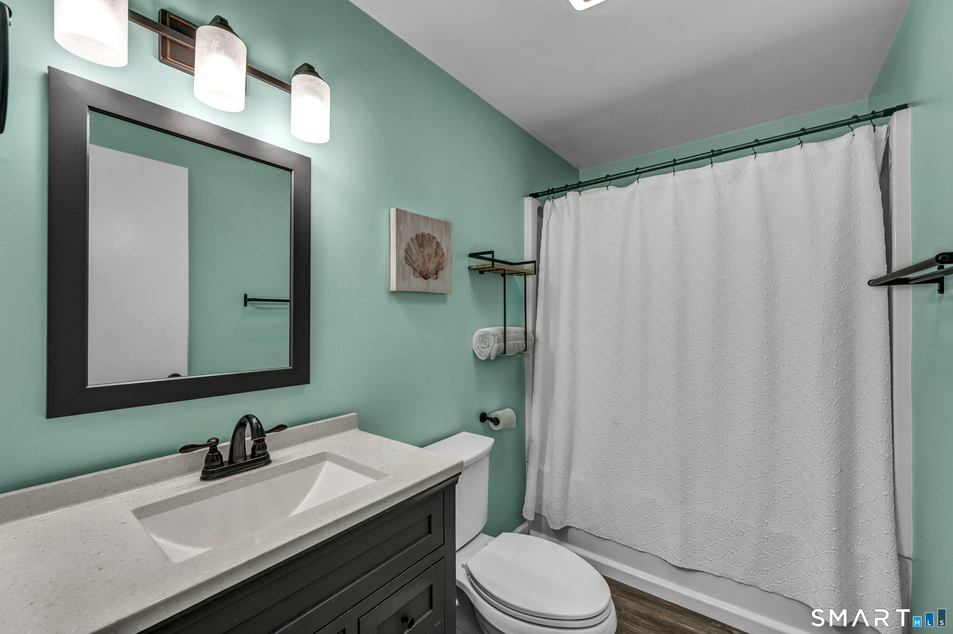 75 Eastbrook B Heights Property Photo 18