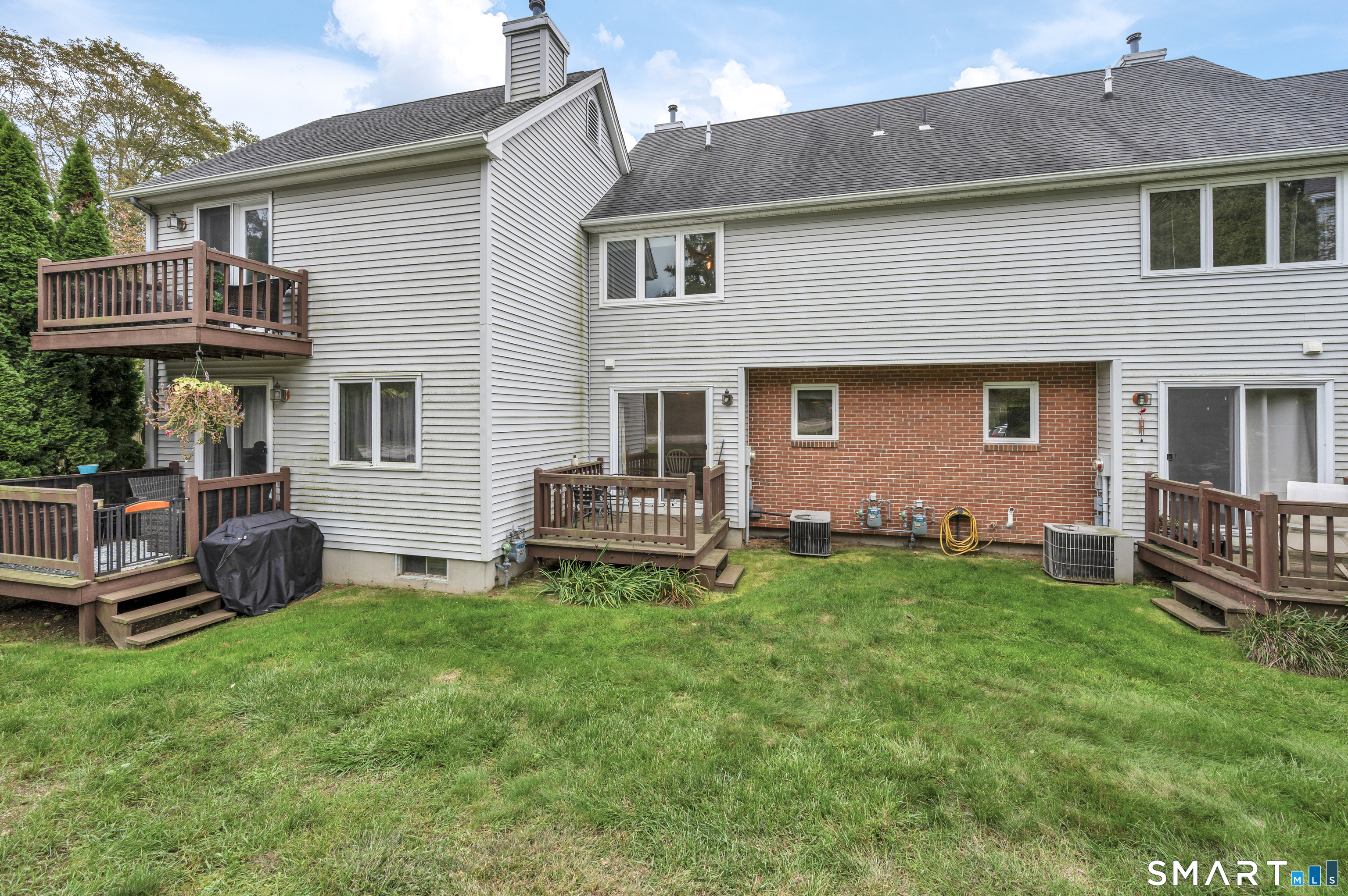 75 Eastbrook B Heights Property Photo 27