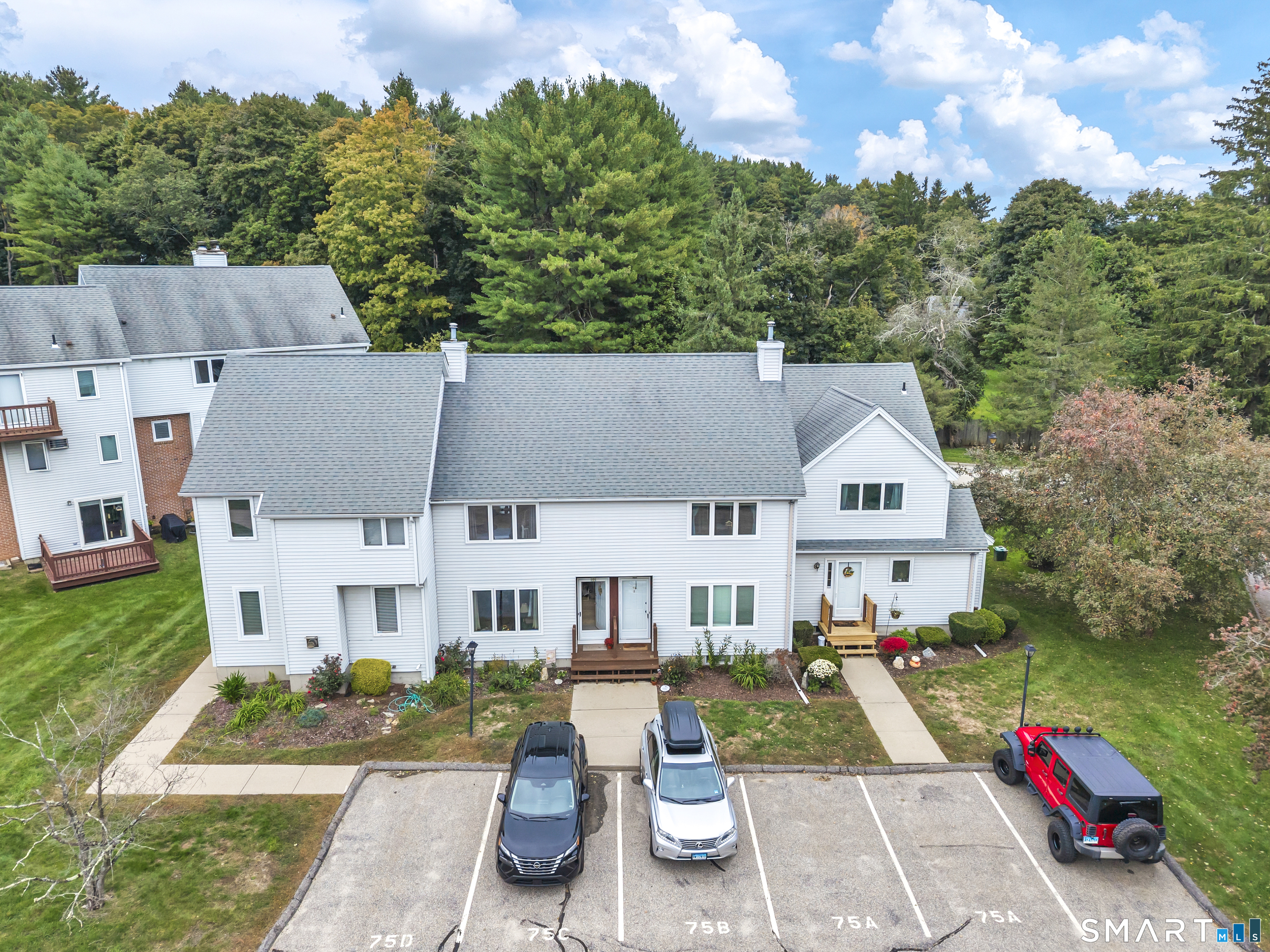 75 Eastbrook B Heights Property Photo 28