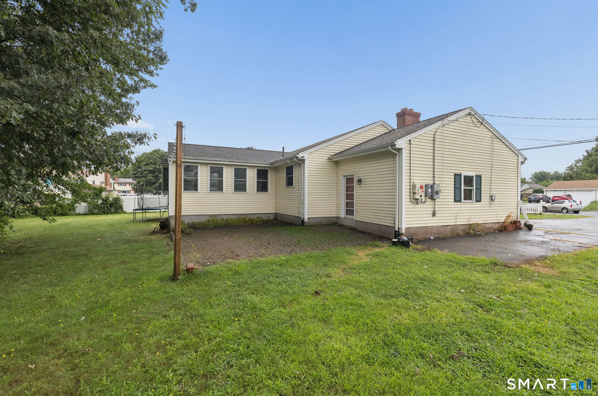 61 University Avenue Property Photo 1