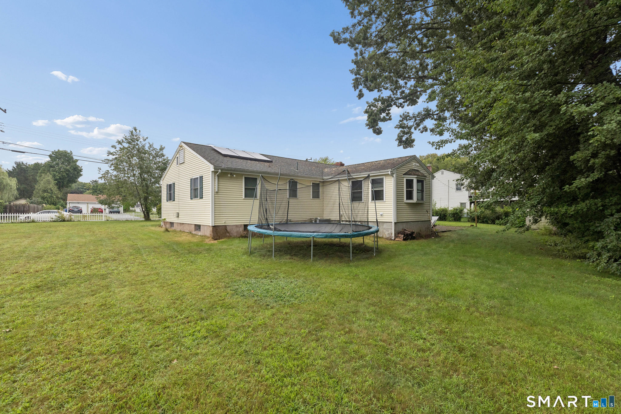61 University Avenue Property Photo 2