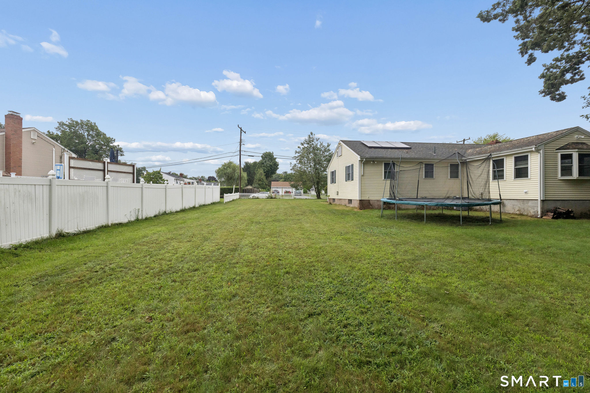 61 University Avenue Property Photo 10