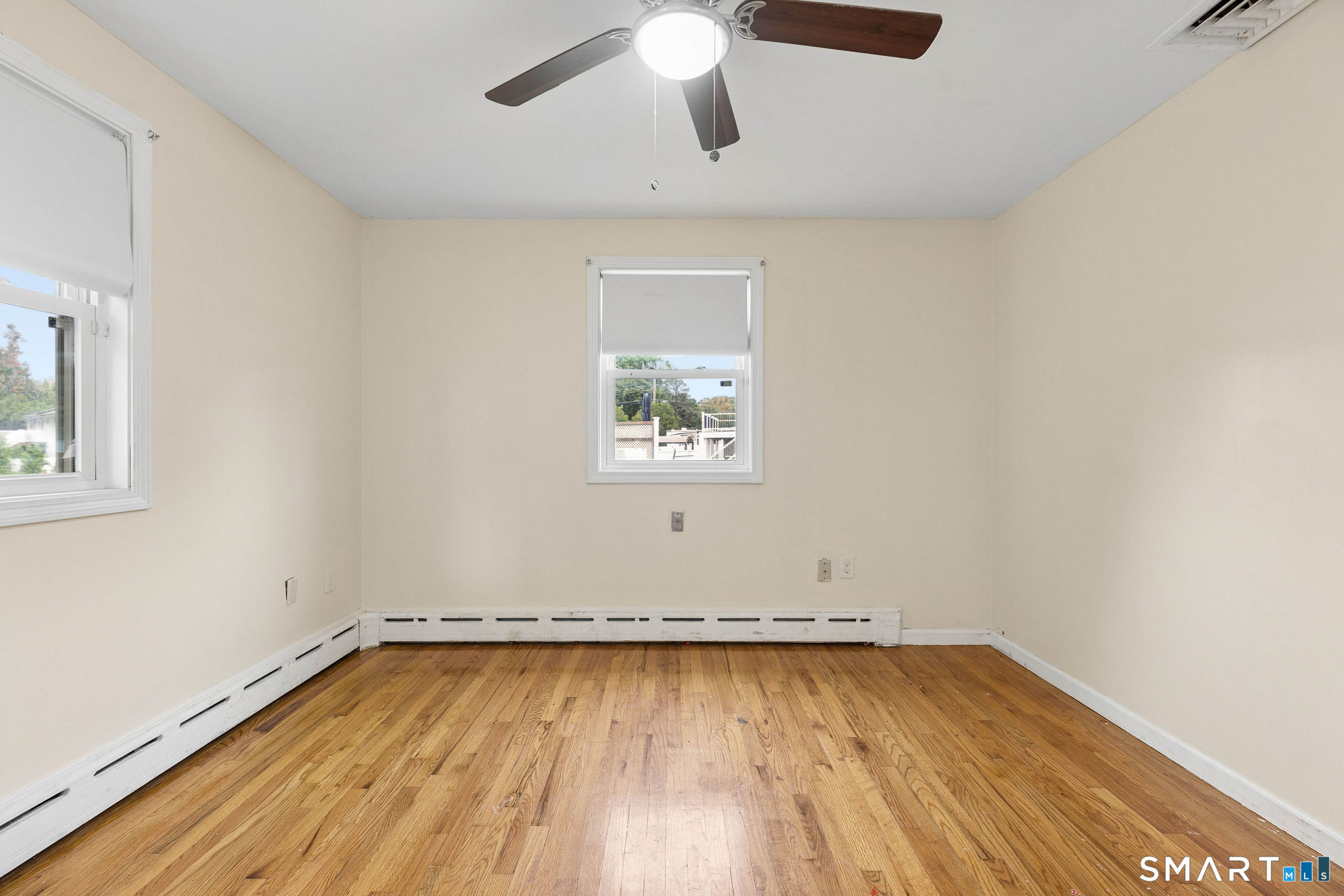 61 University Avenue Property Photo 15