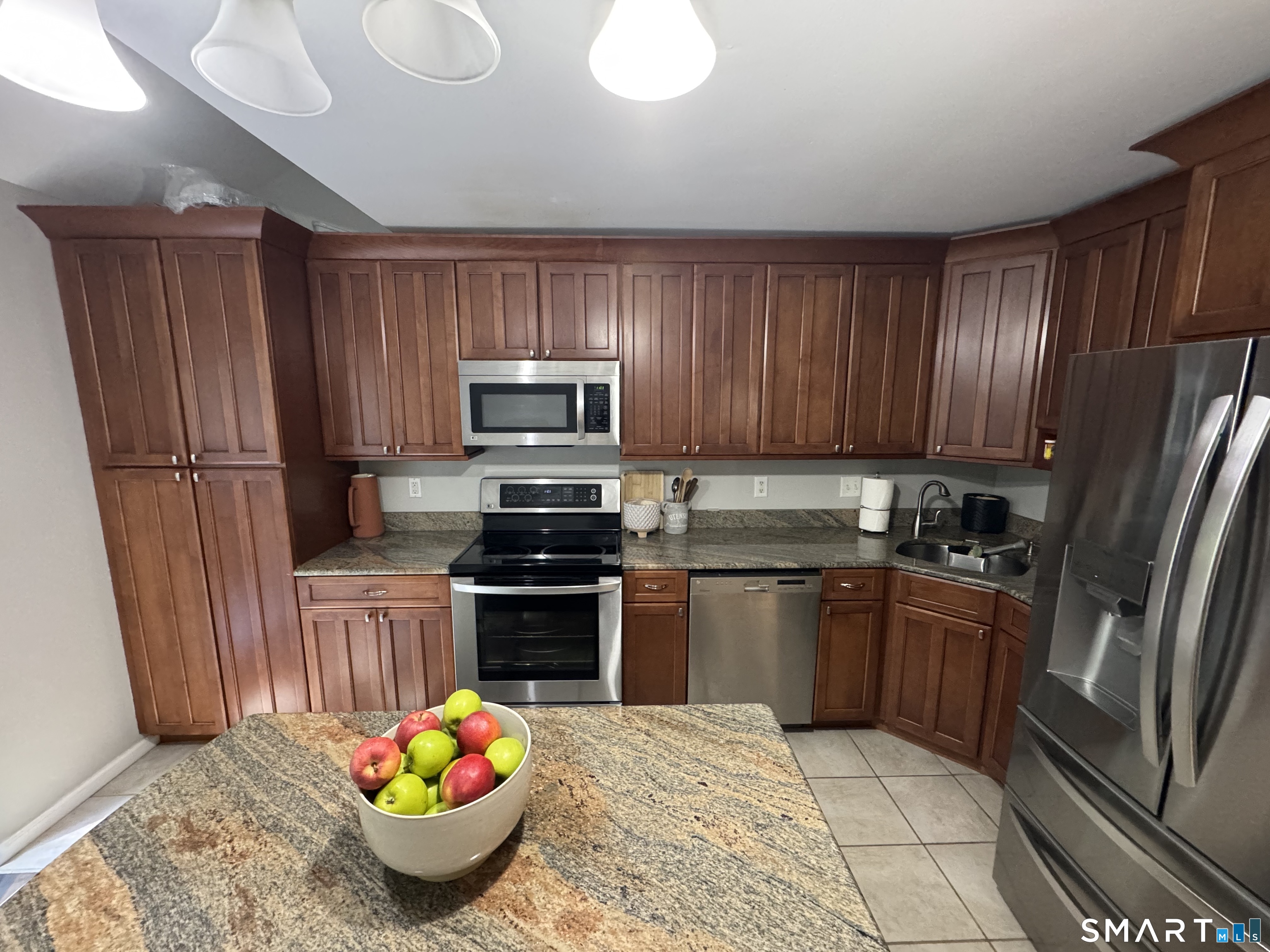 226 Castlewood 226 Drive Property Photo 12