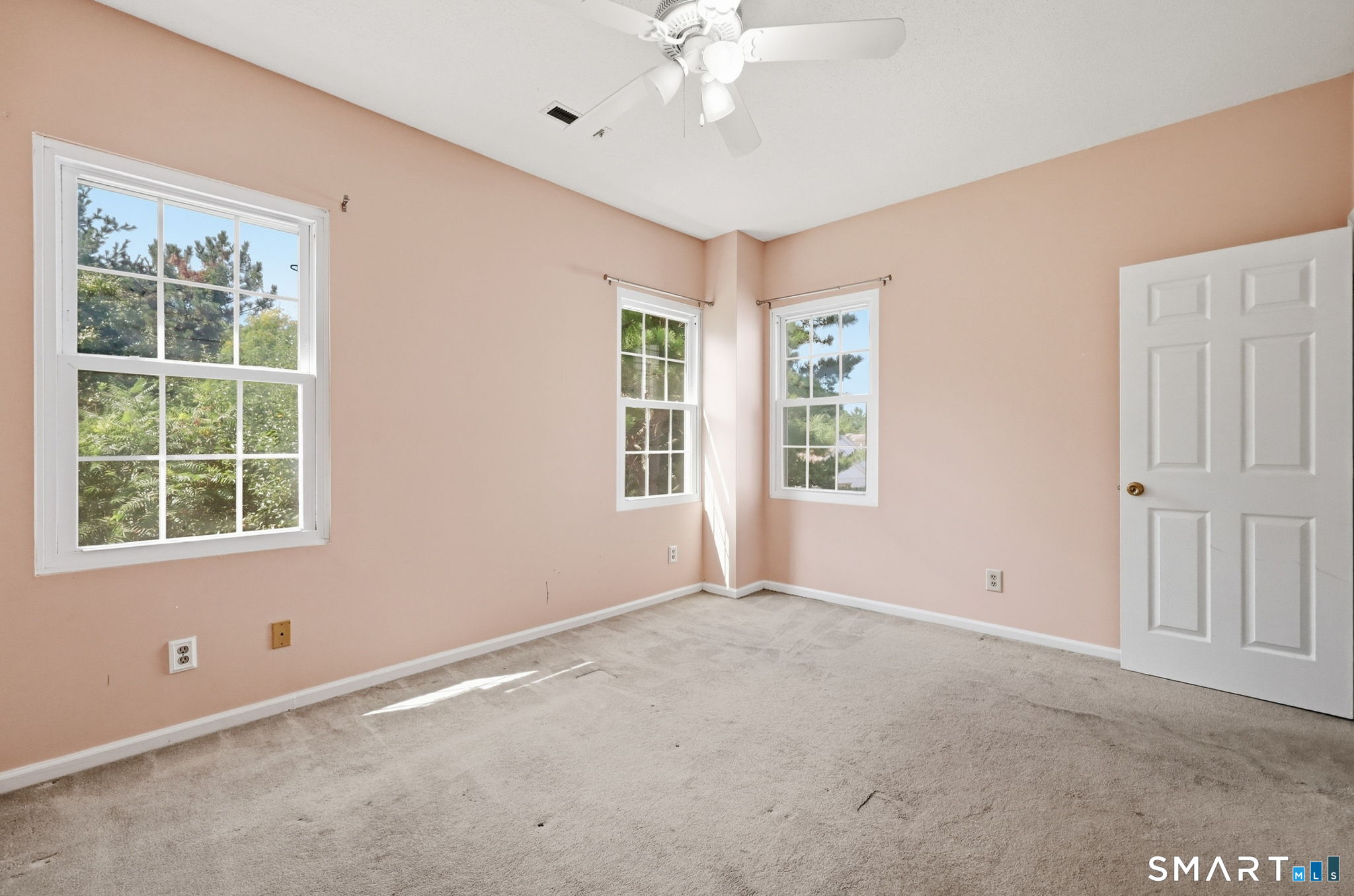 10 Jamie C Lane Property Photo 16