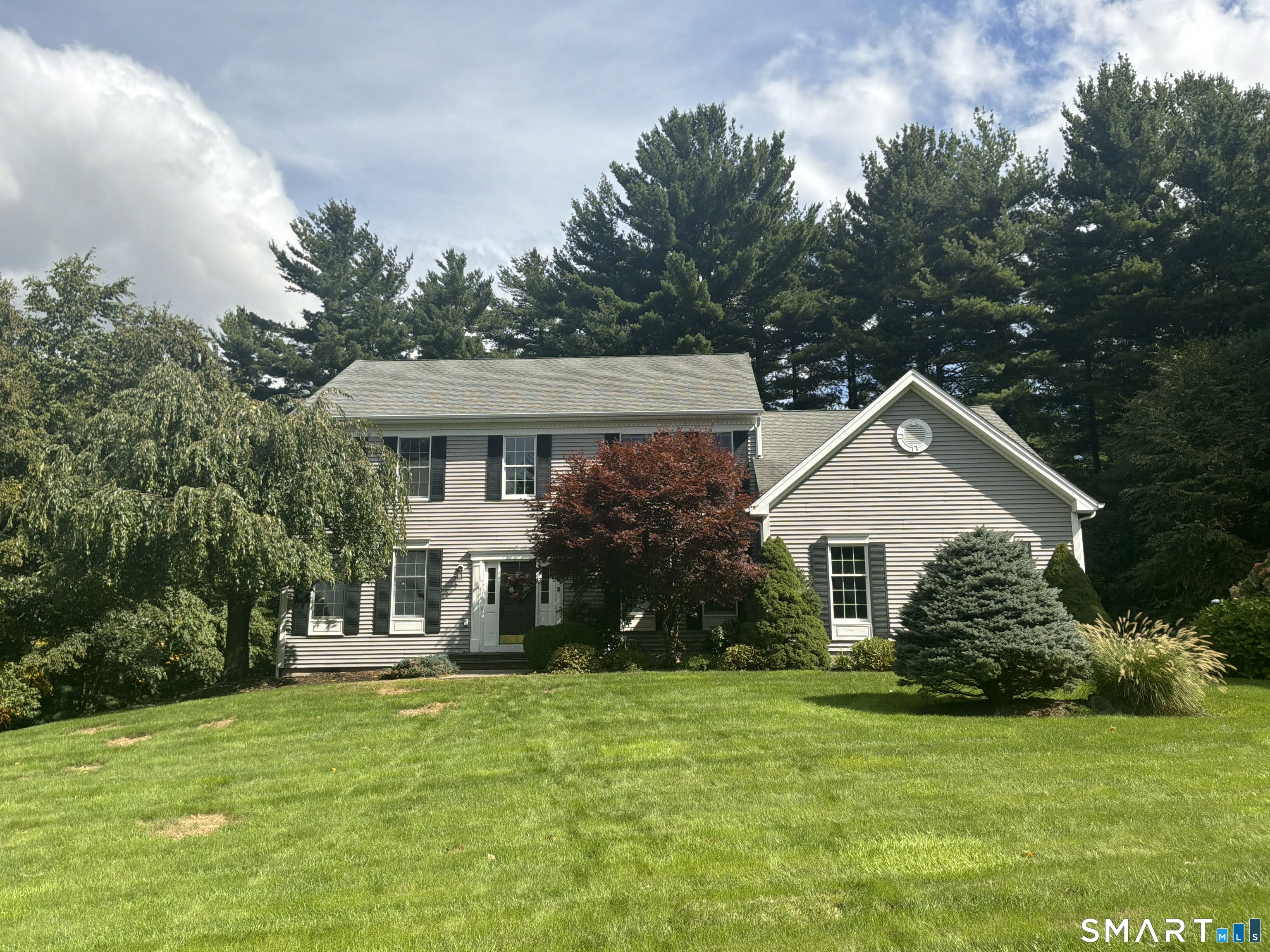 3 Quarterhorse Drive Property Photo 1