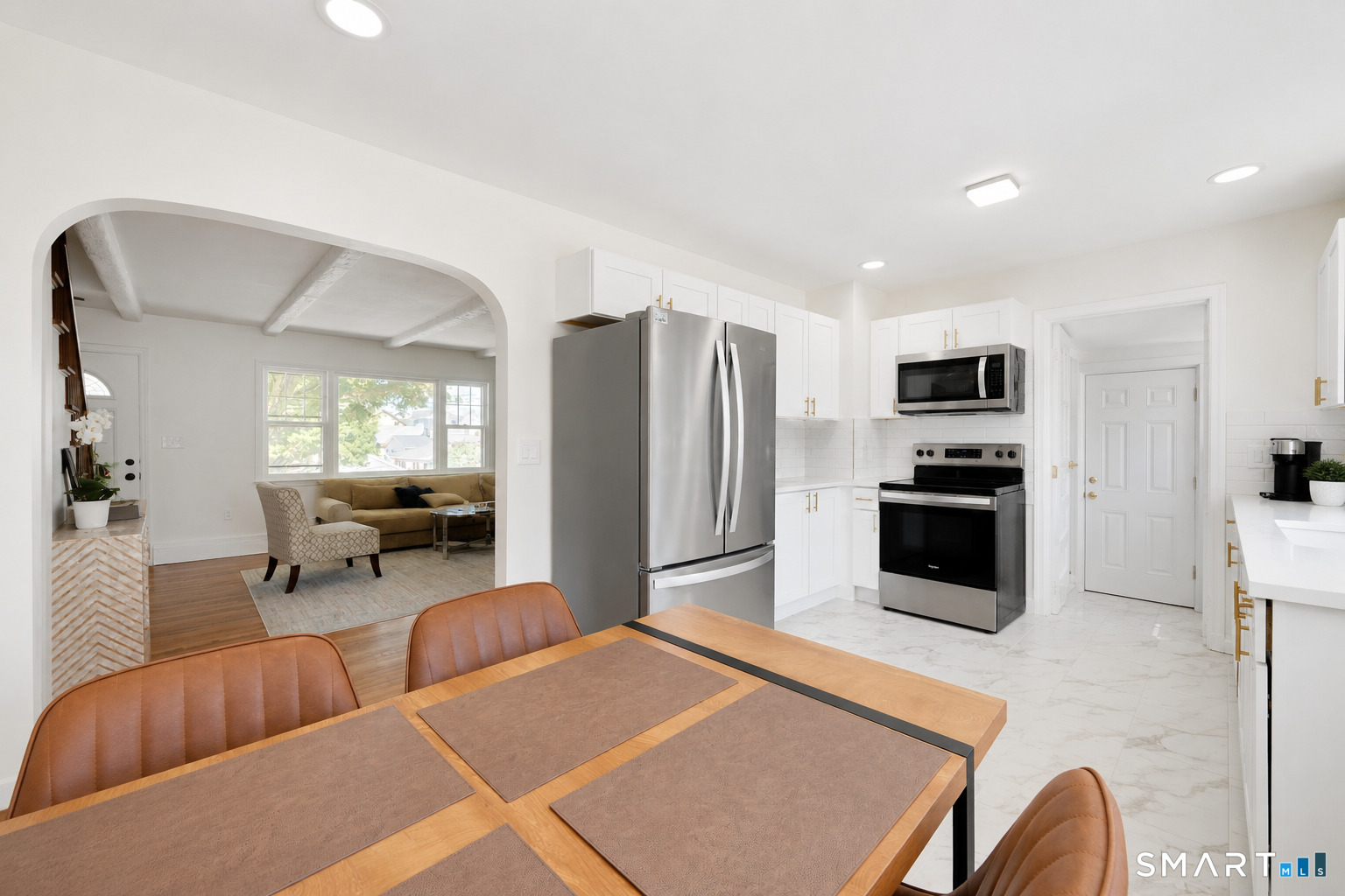 38 Carlisle Place Property Photo 6