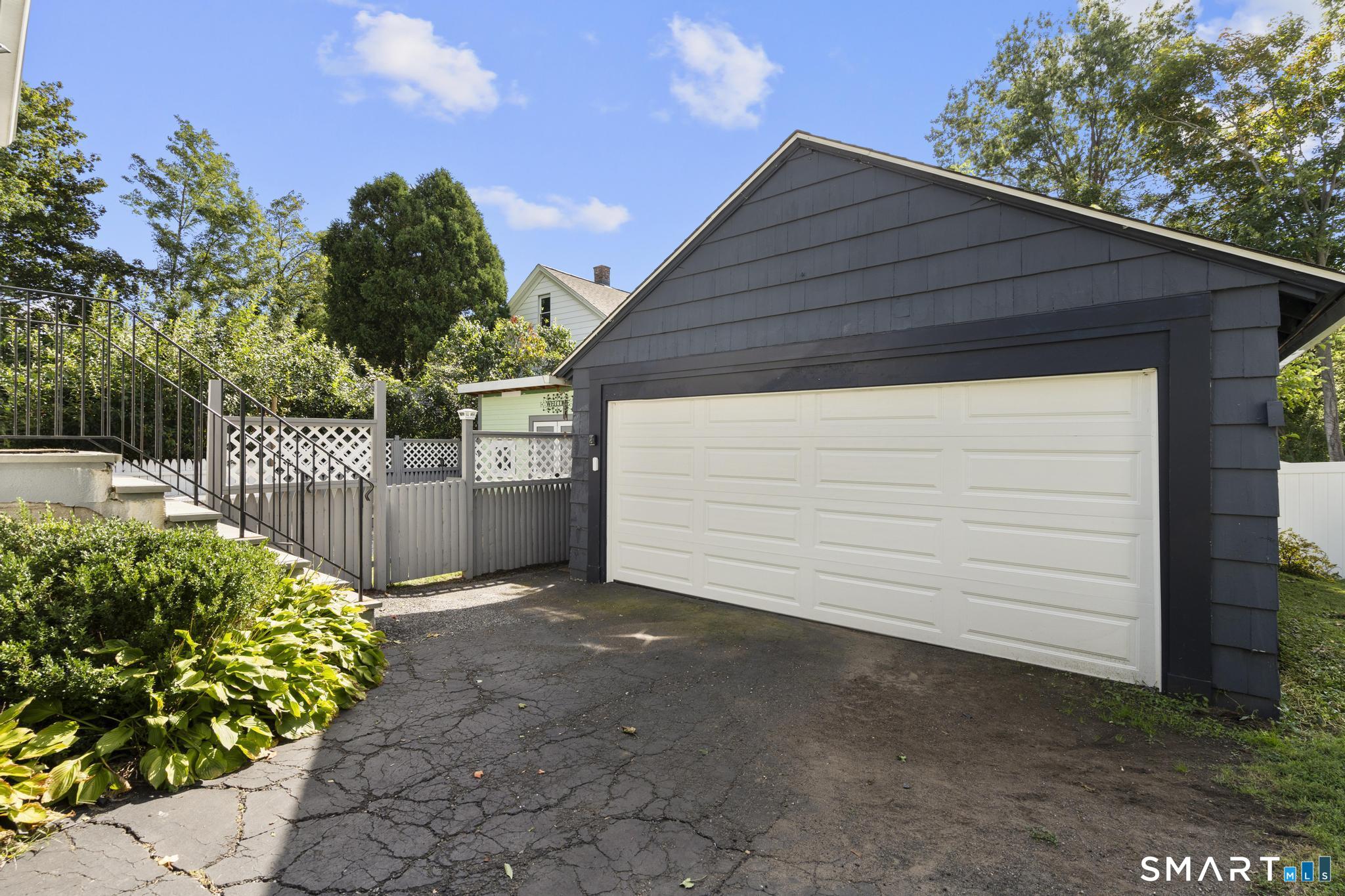 71 School Street Property Photo 30
