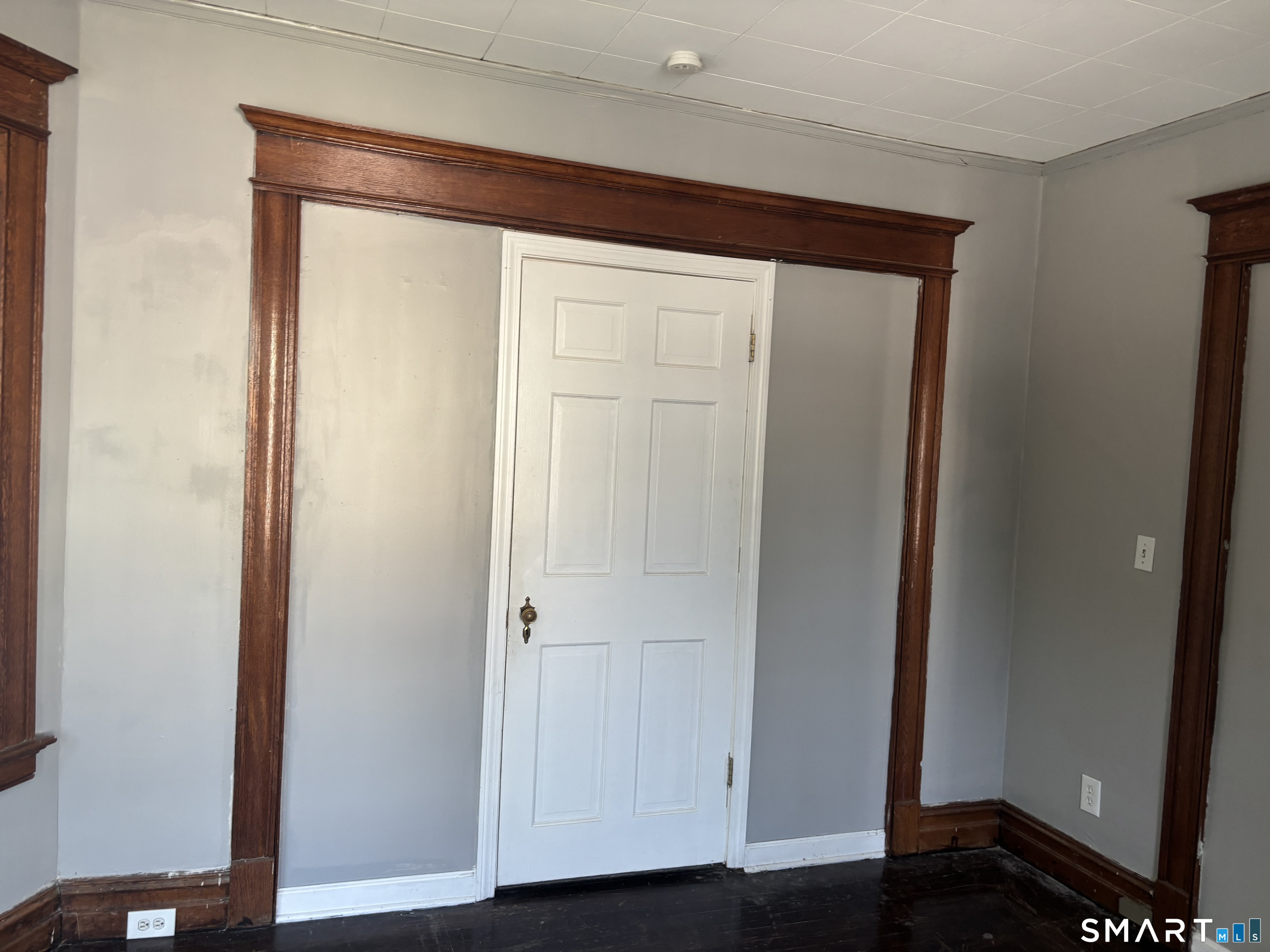 199 Lincoln Street Property Photo 5