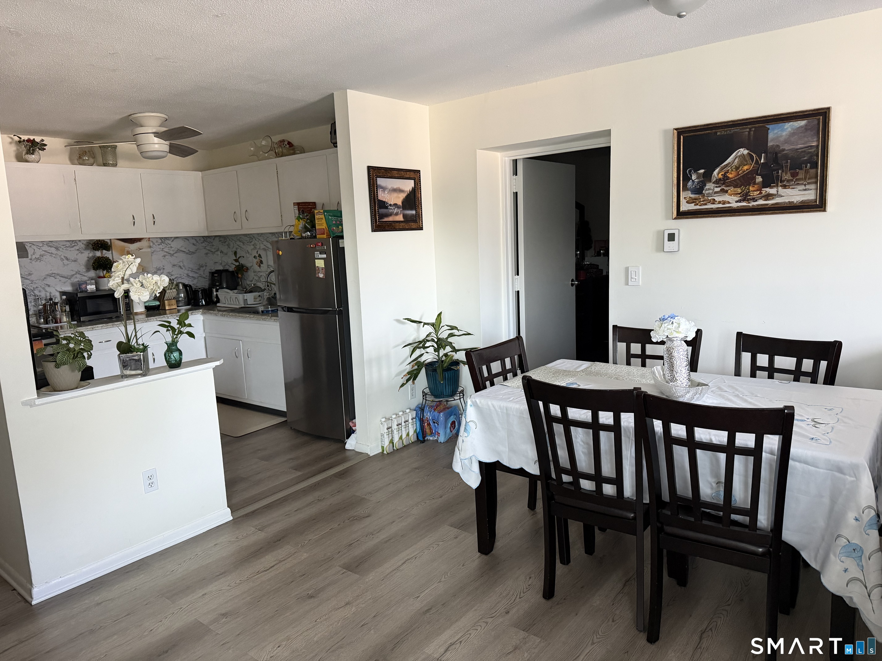 308 Meadowside 312 Road Property Photo 5